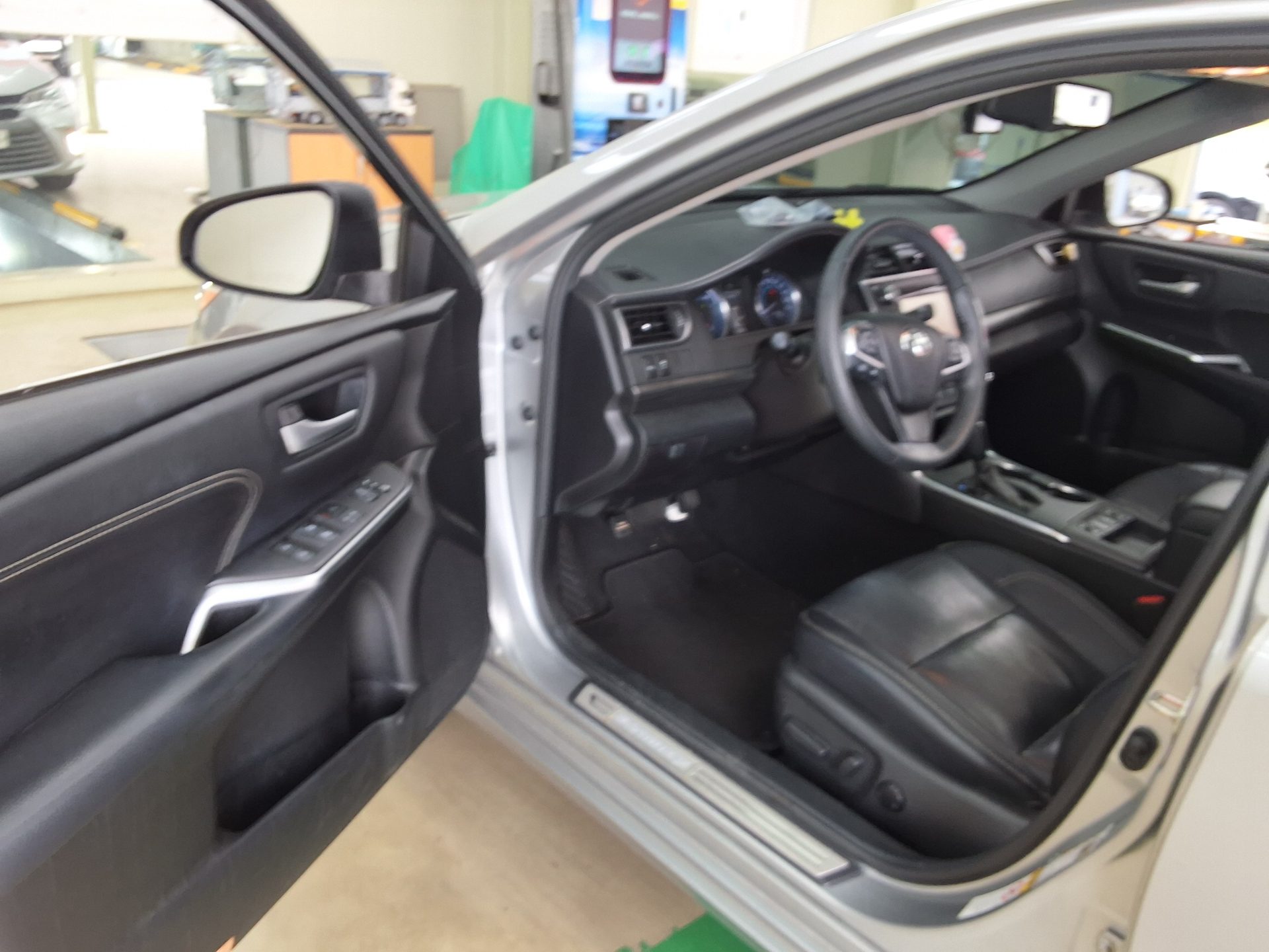 2017 - toyota camry