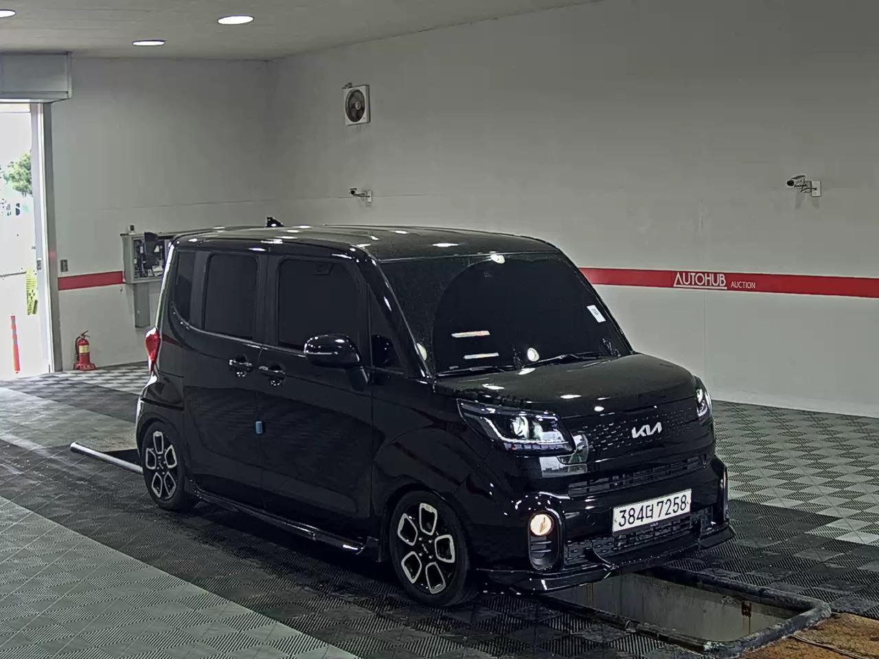 2022 - kia ray