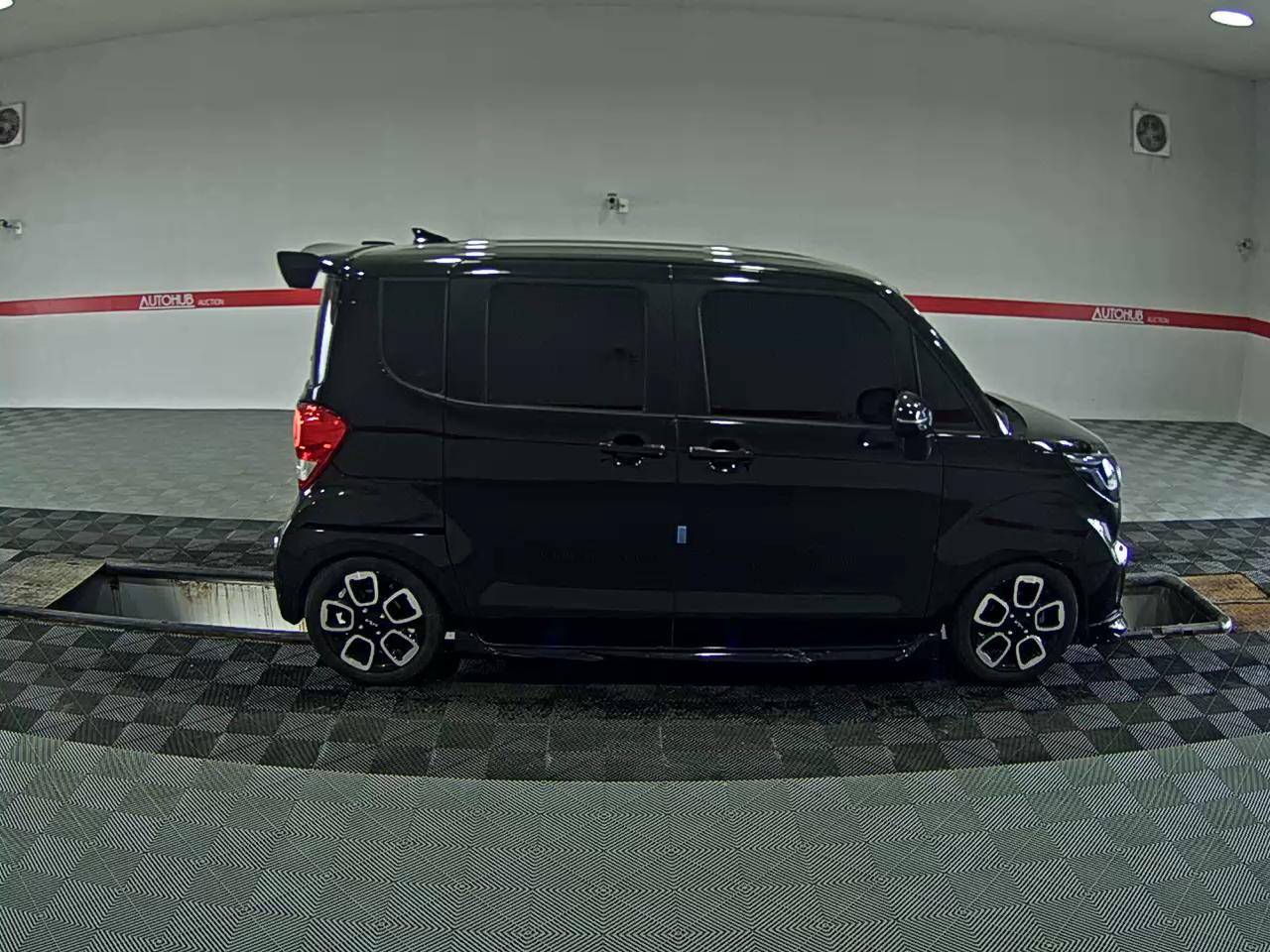 2022 - kia ray