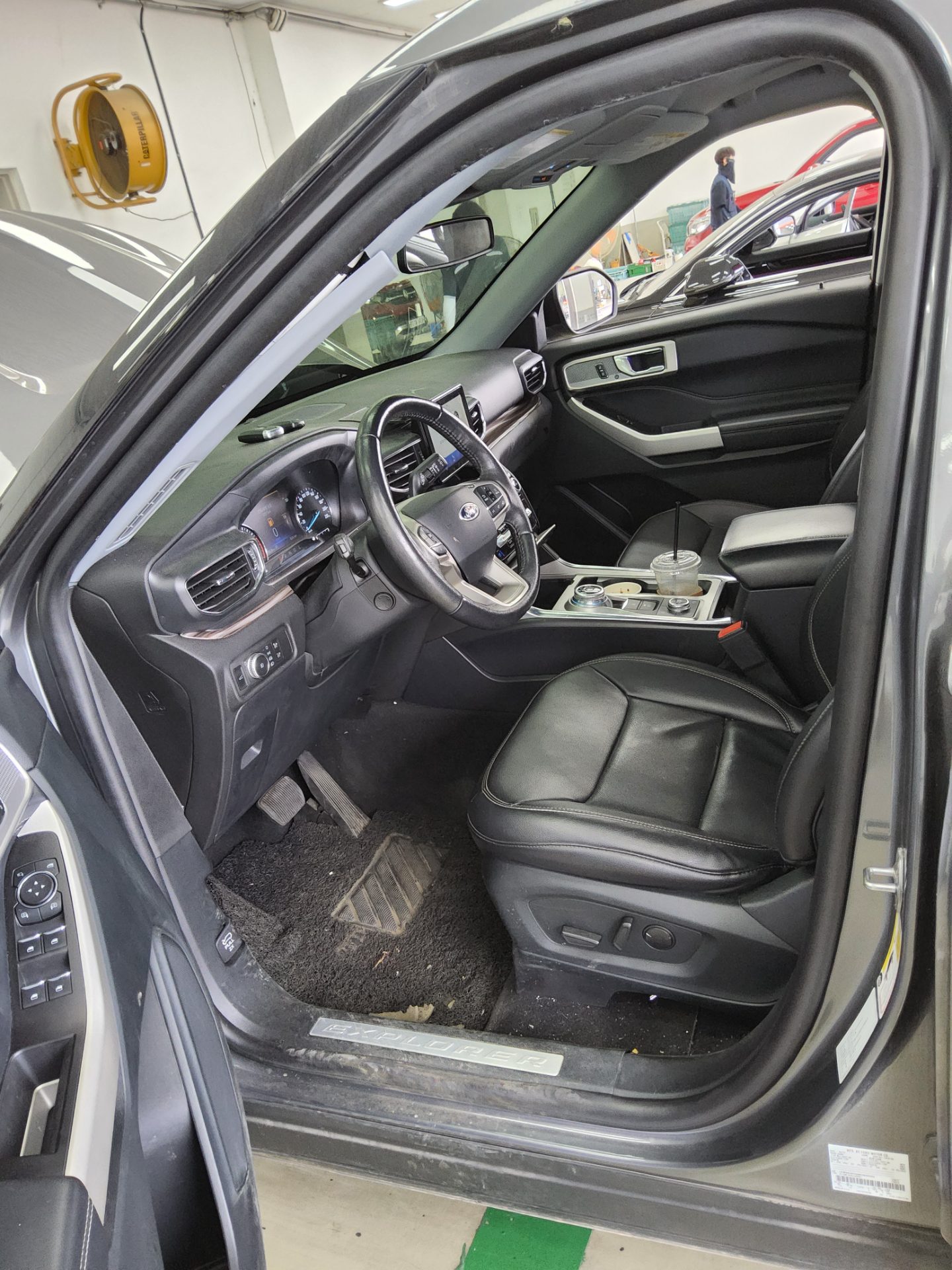 2021 - ford explorer