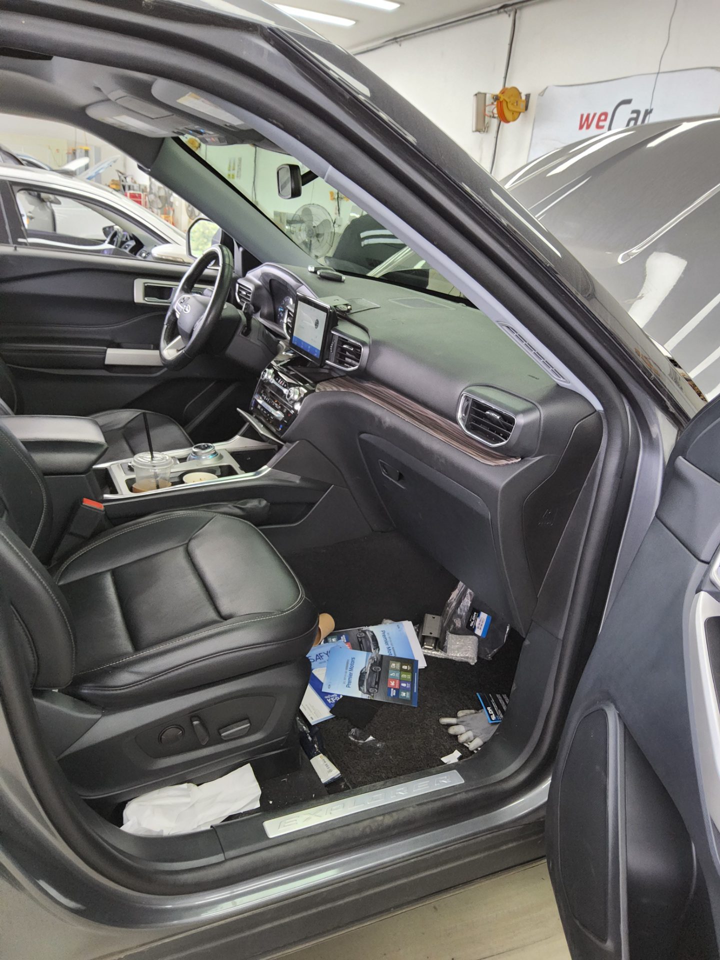 2021 - ford explorer