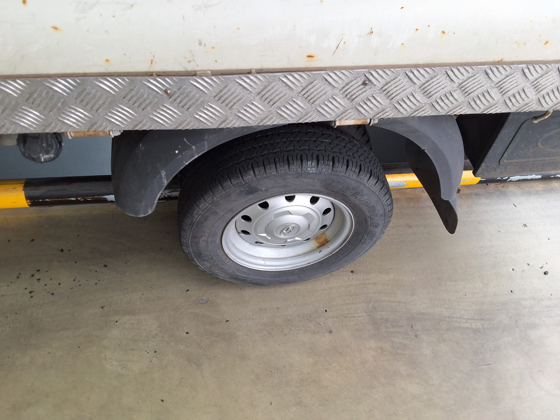 2011 - hyundai porter