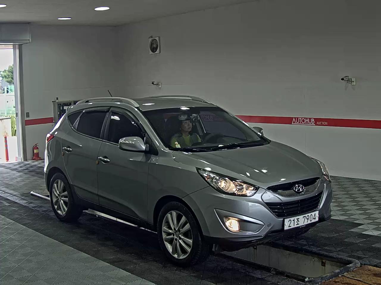 2013 - hyundai tucson