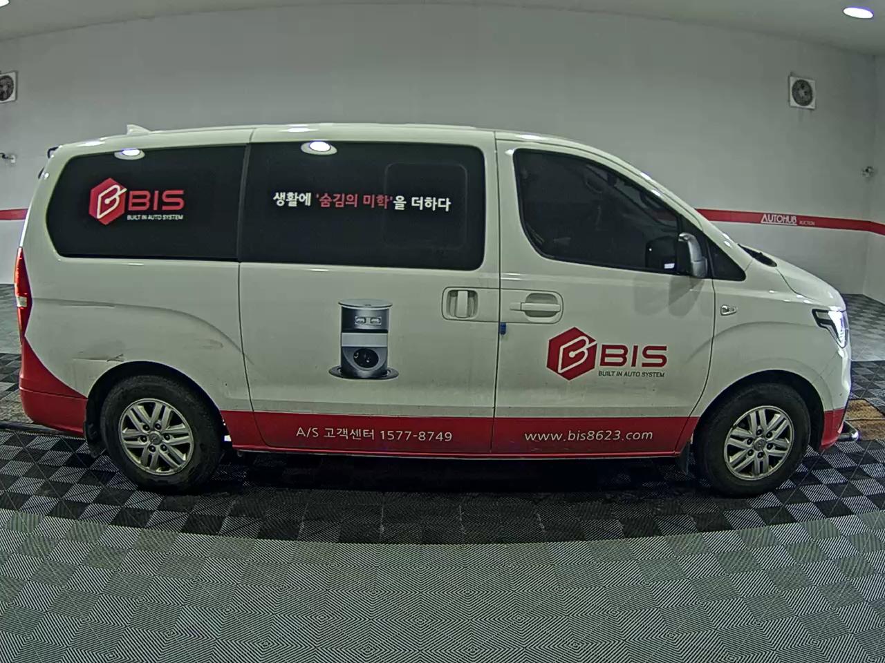 2021 - hyundai grand starex
