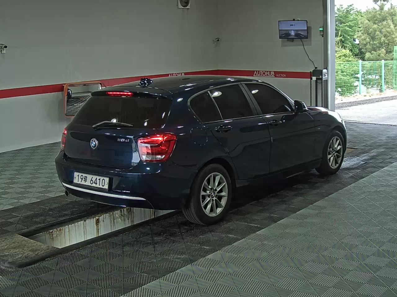 2014 - bmw 1 series