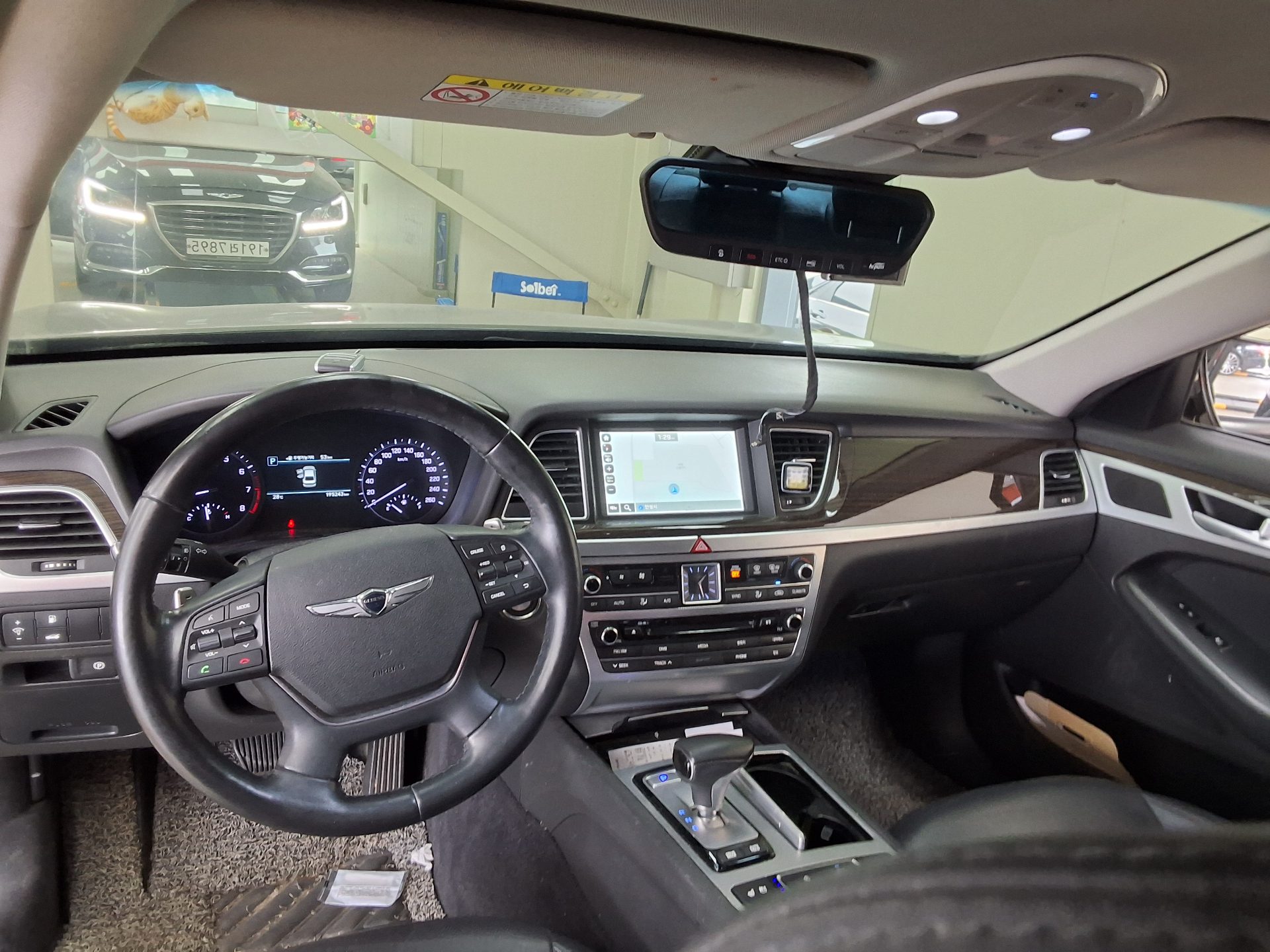2017 - genesis g80
