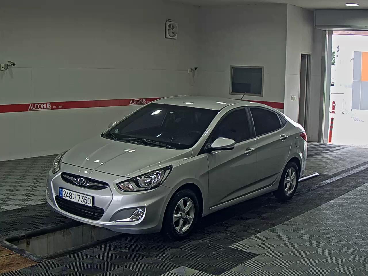 HYUNDAI ACCENT VVT