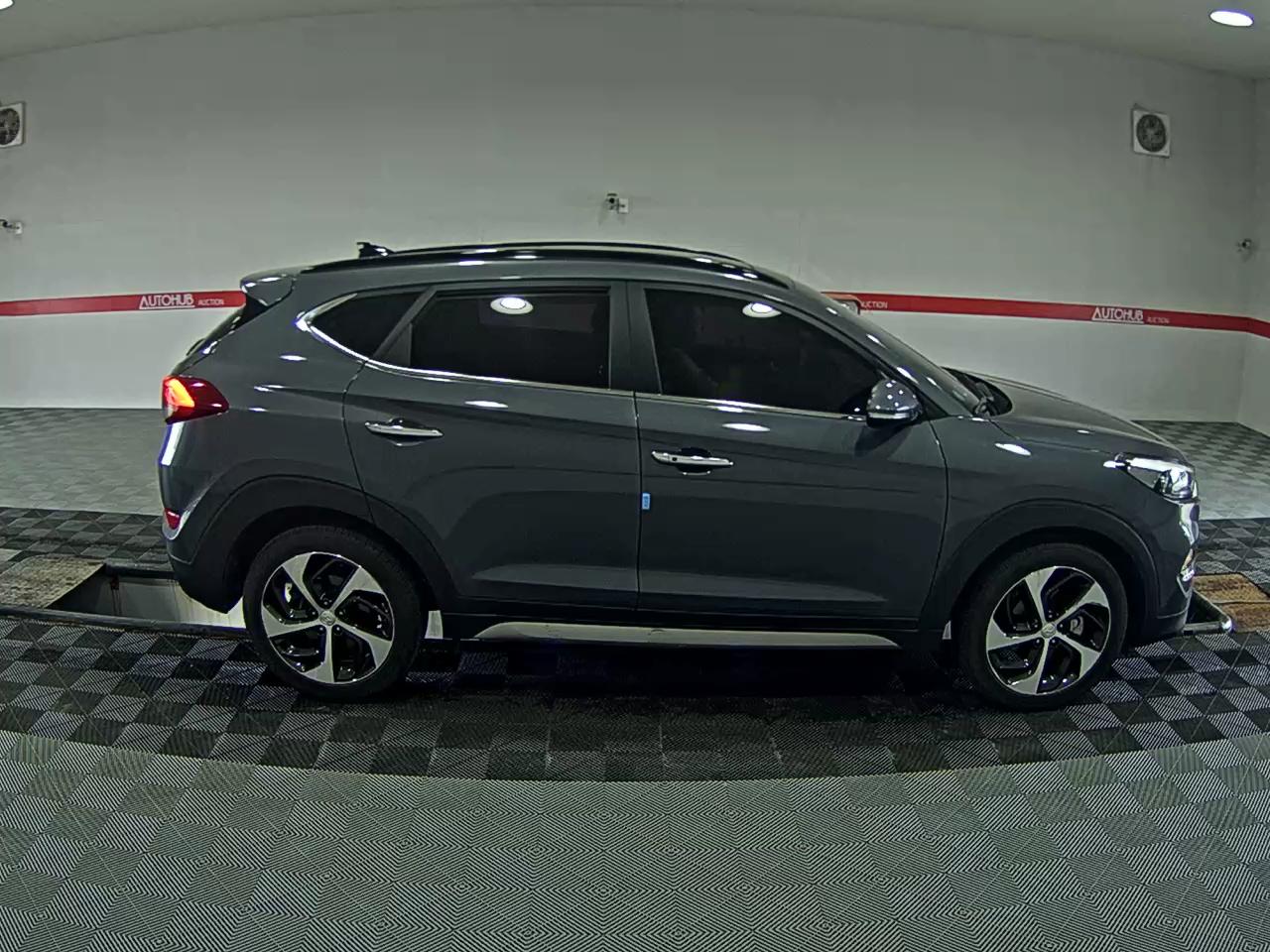 2017 - hyundai tucson