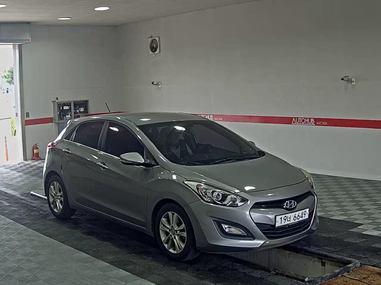 2014 - hyundai i30