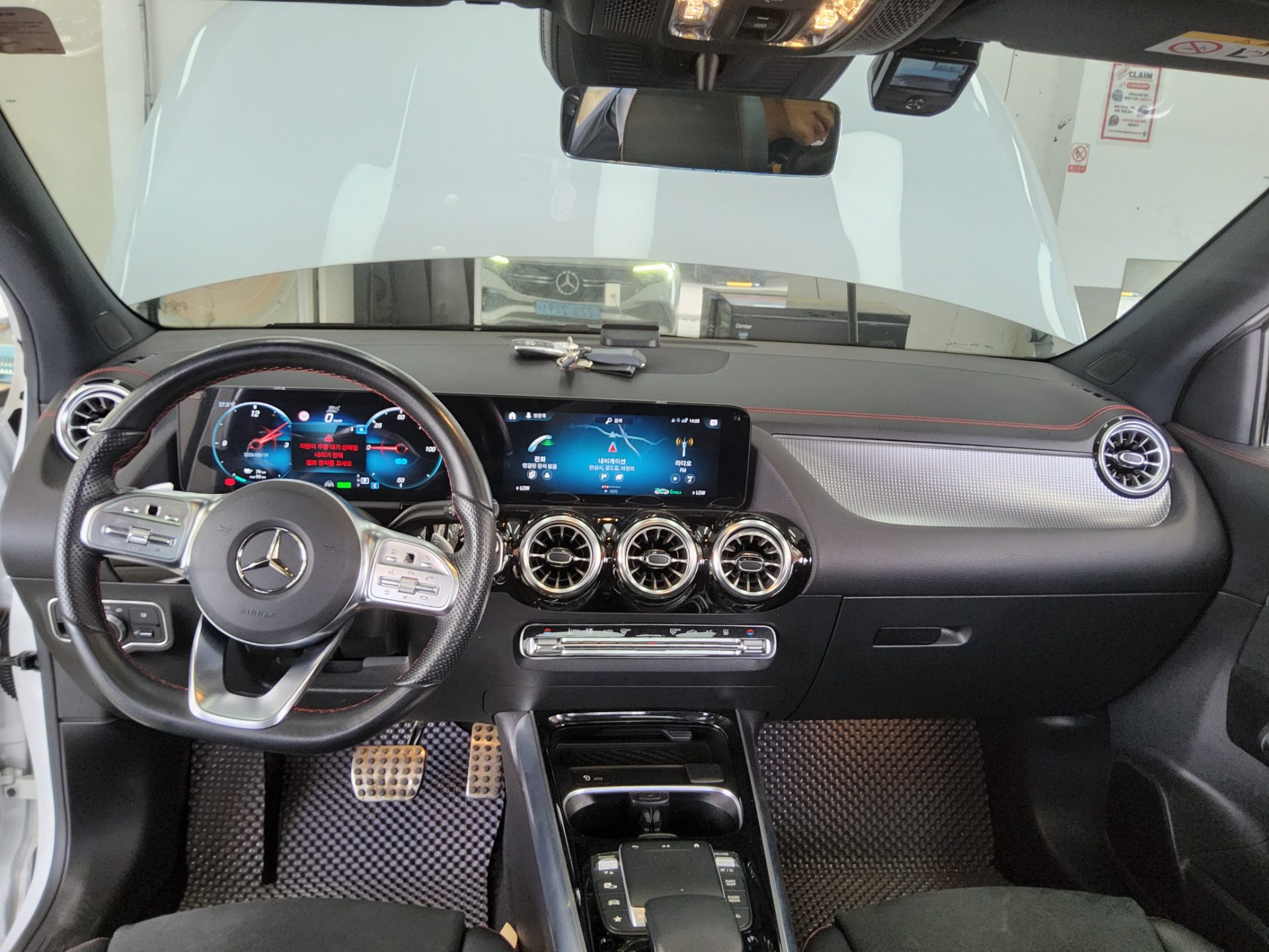 2022 - mercedes-benz eqa