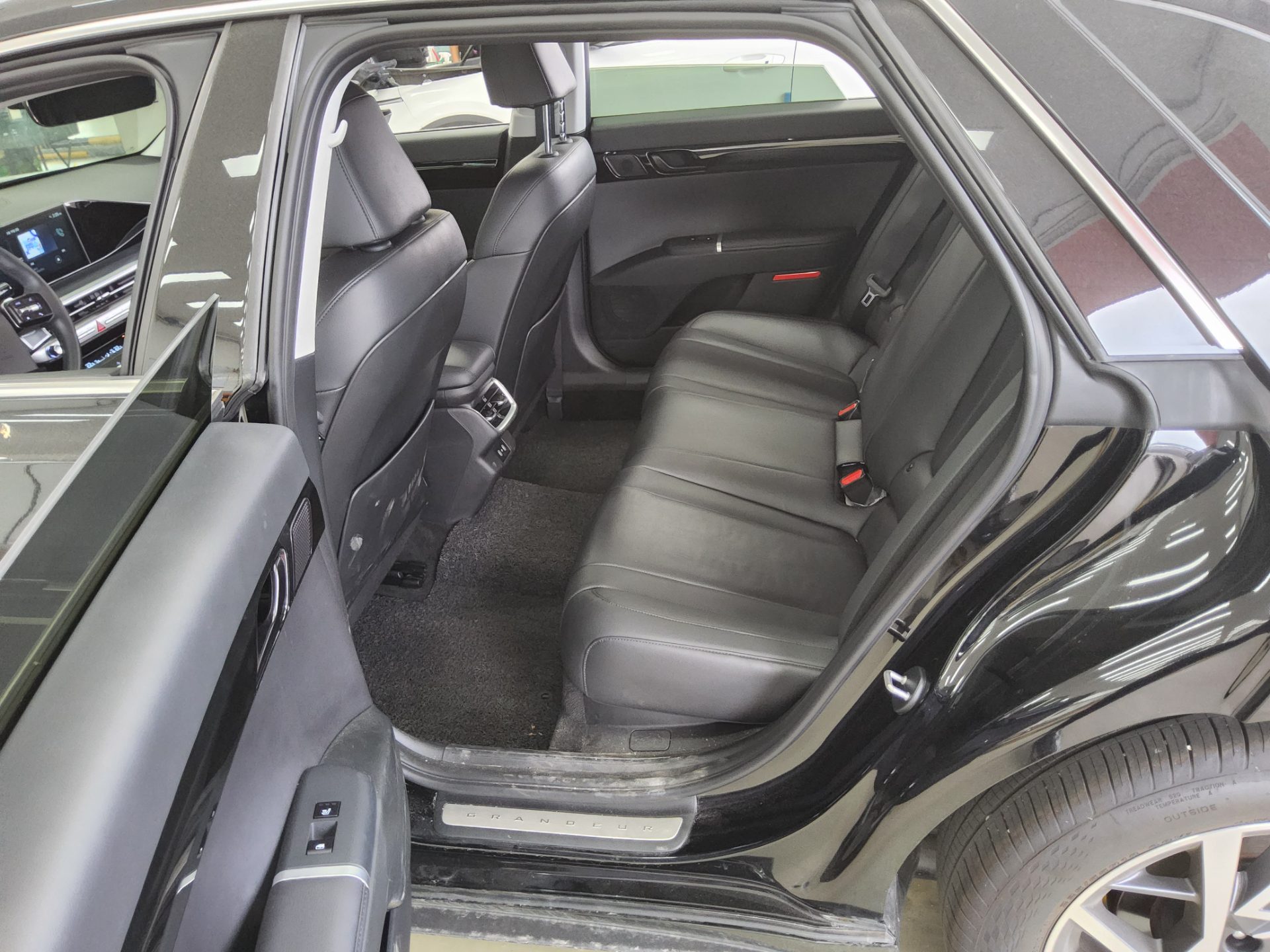 2025 - hyundai grandeur