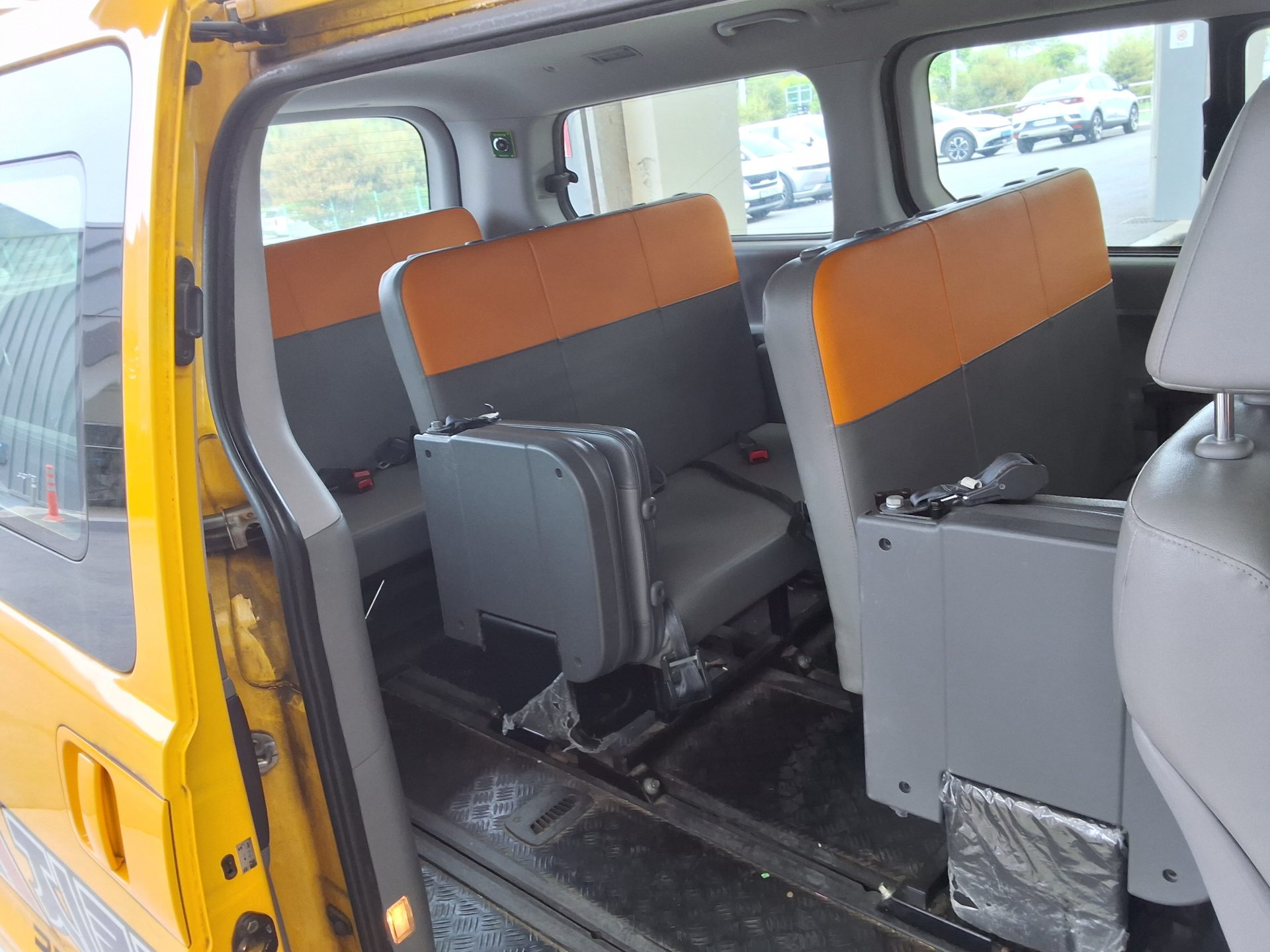 2016 - hyundai grand starex