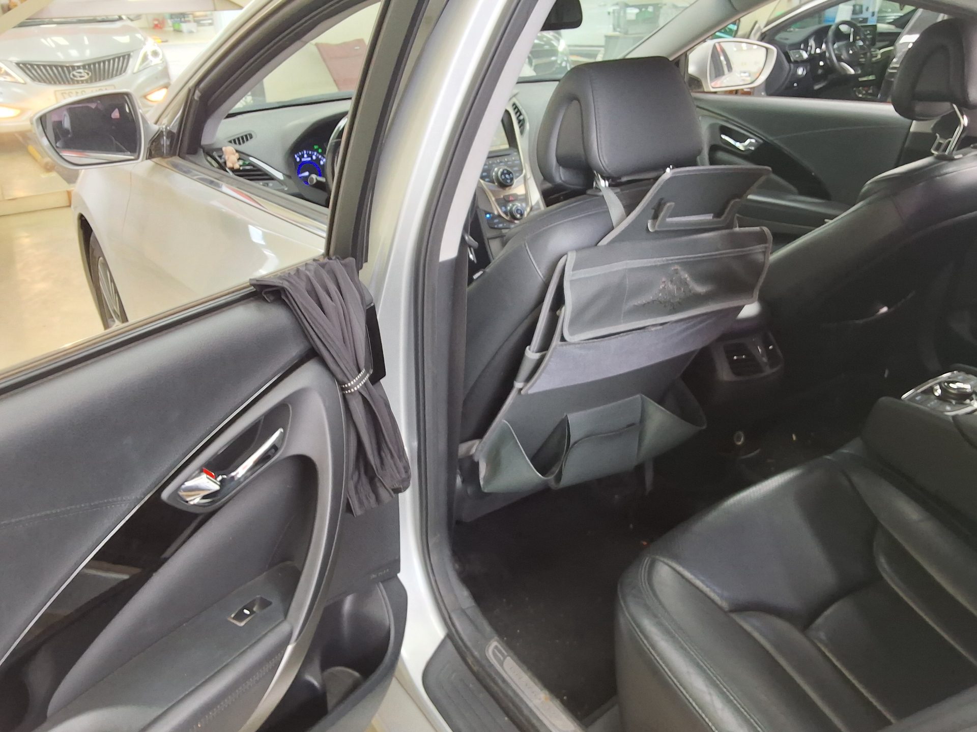 2013 - hyundai grandeur