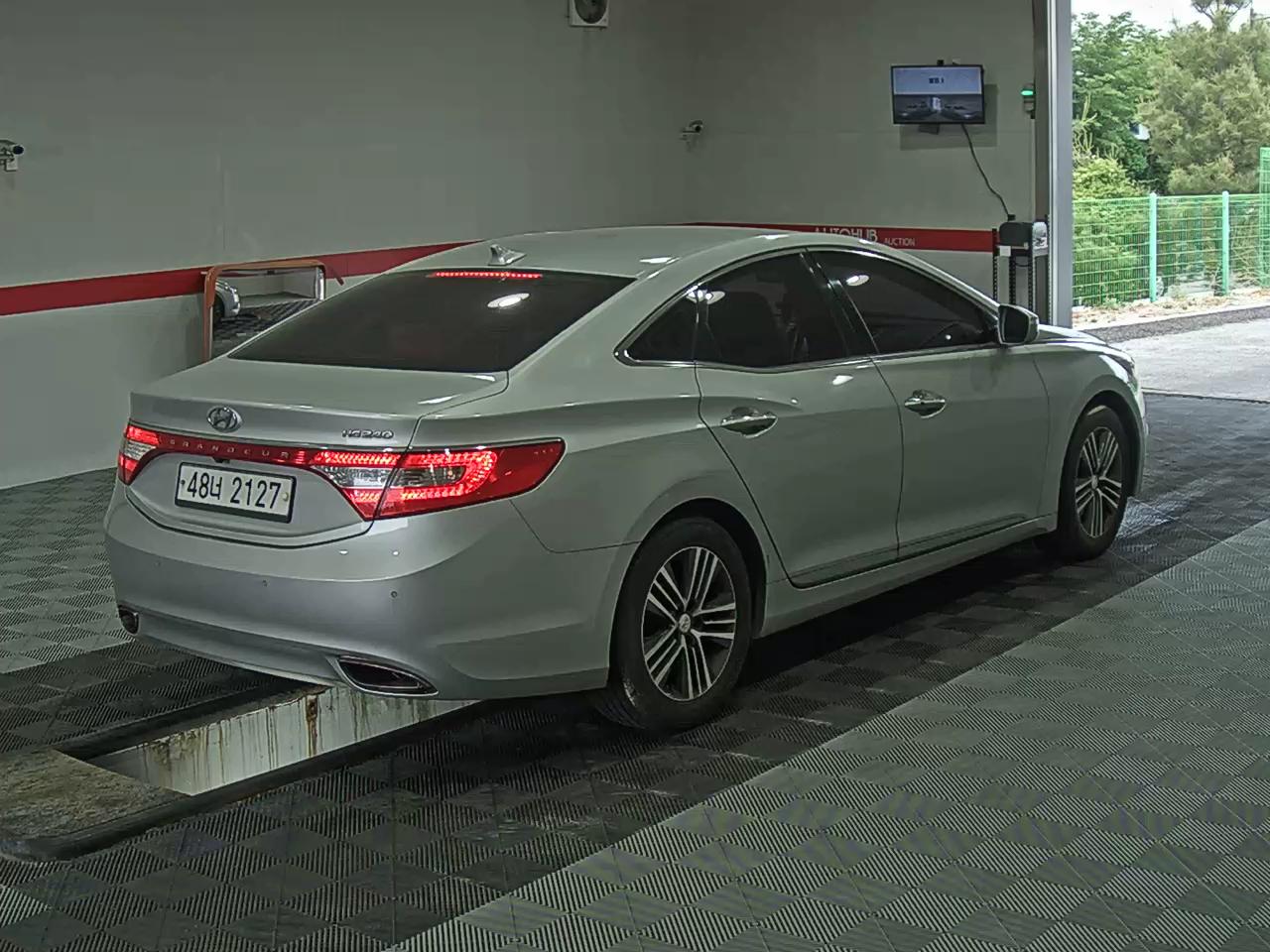 2013 - hyundai grandeur