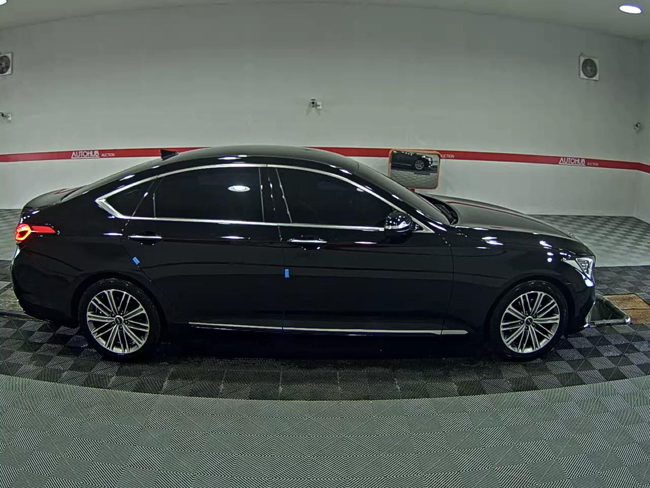 2017 - genesis g80