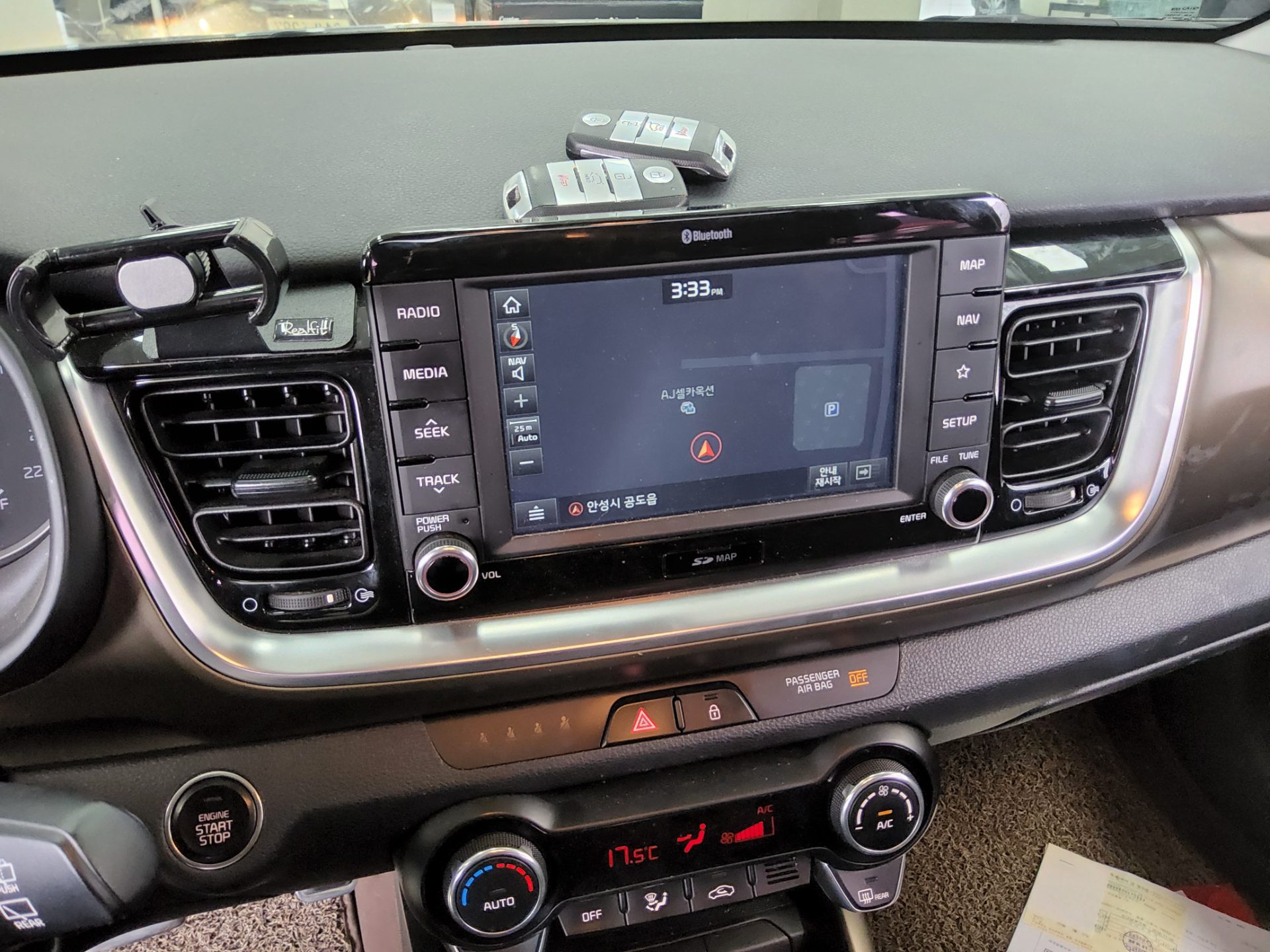 2019 - kia stonic