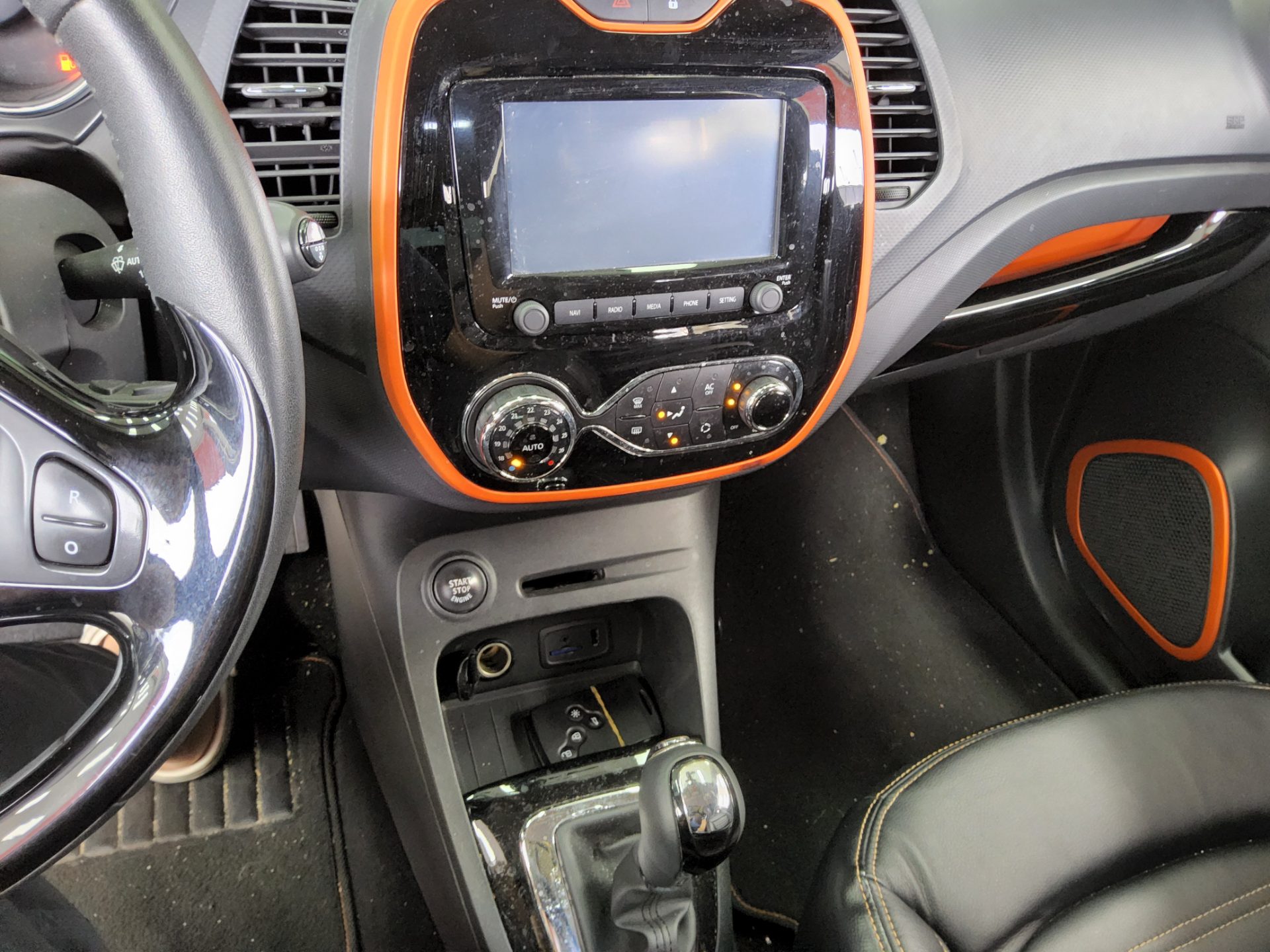 2014 - renault qm3