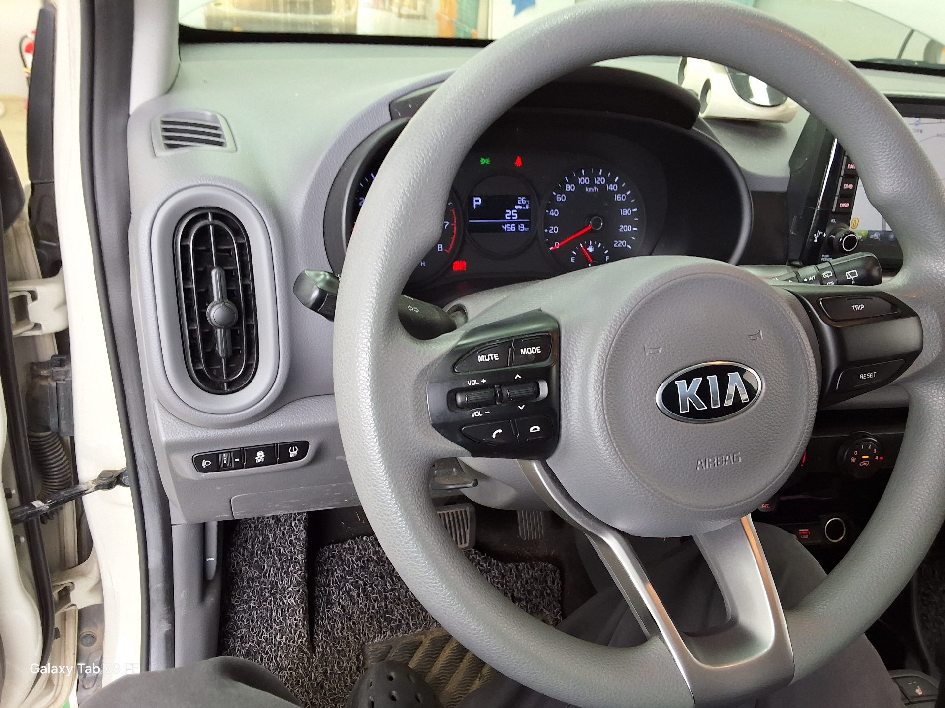 2018 - kia morning