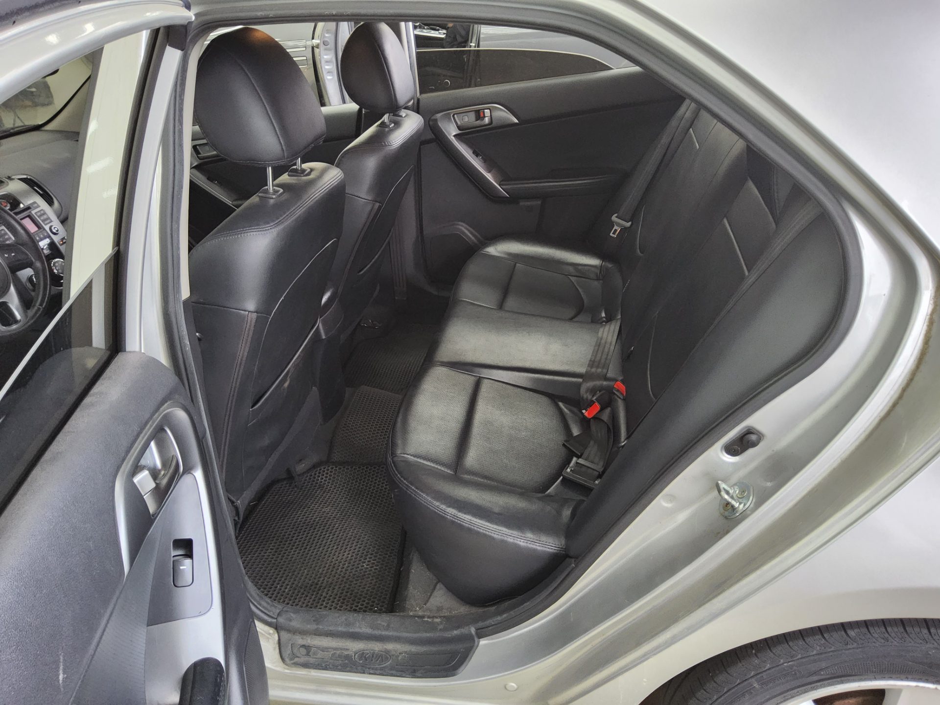 2012 - kia forte