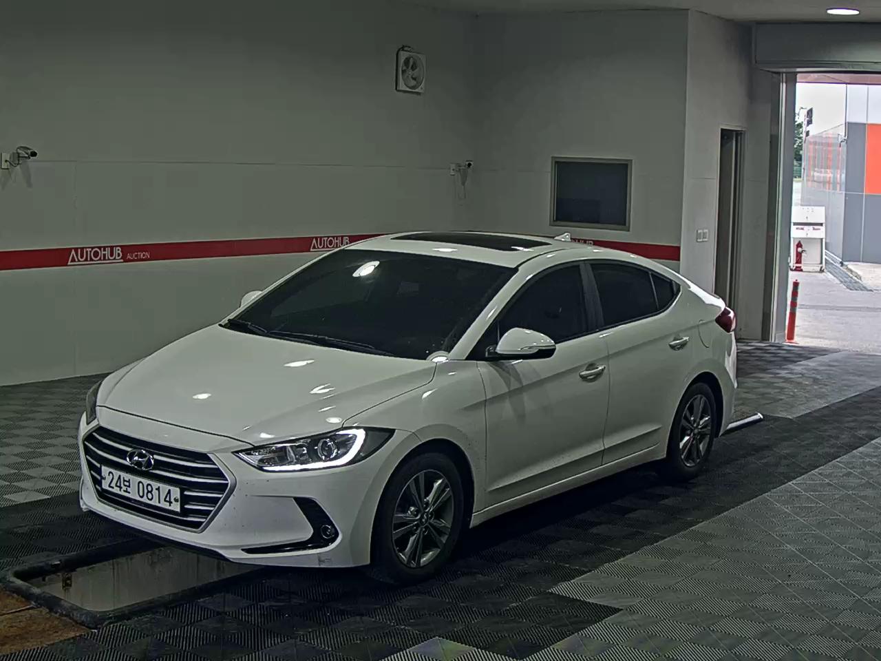 HYUNDAI AVANTE GDi