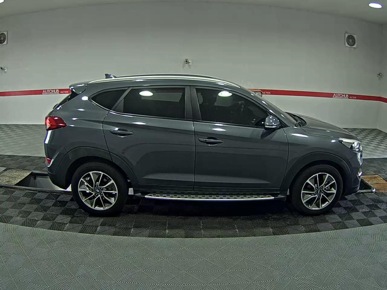 2018 - hyundai tucson
