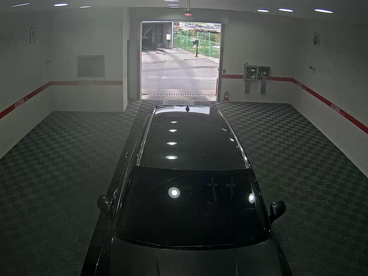 2021 - genesis gv80