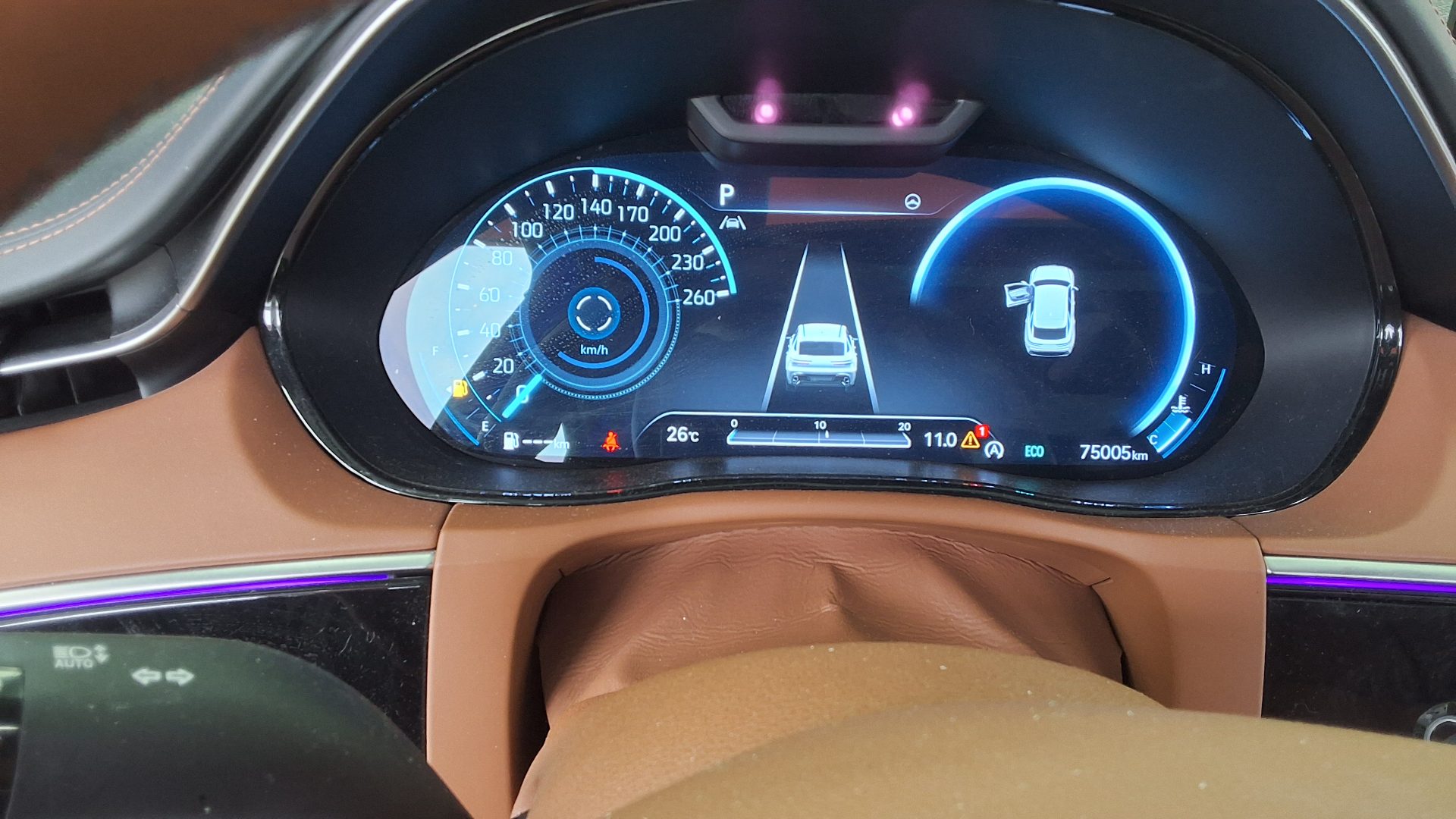 2021 - genesis gv70