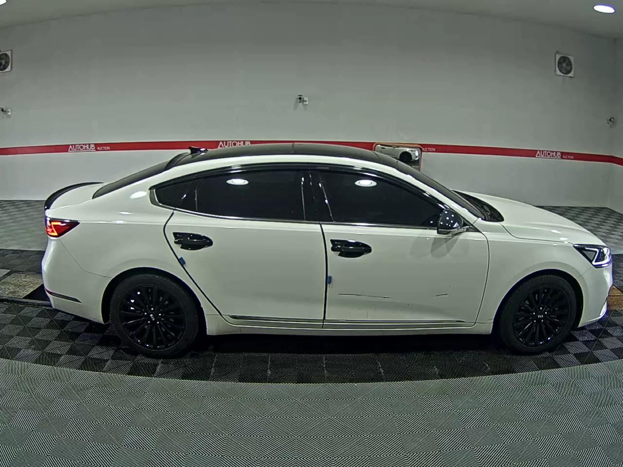 2018 - kia k7