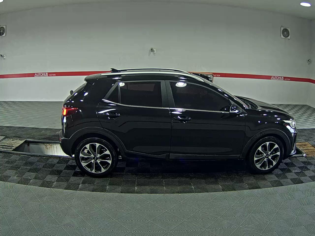 2019 - kia stonic