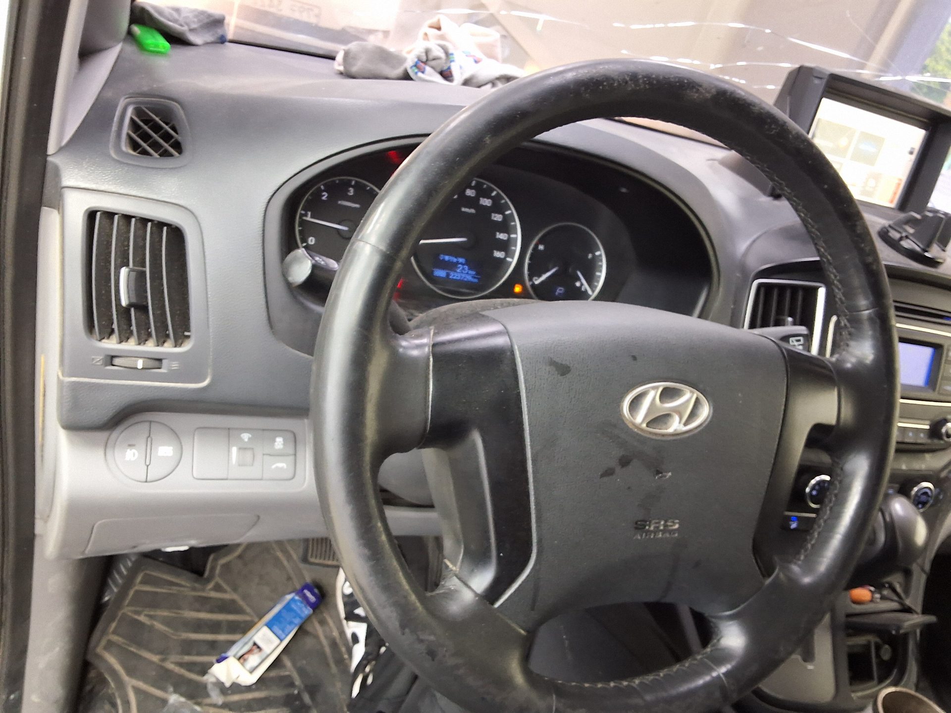2017 - hyundai grand starex