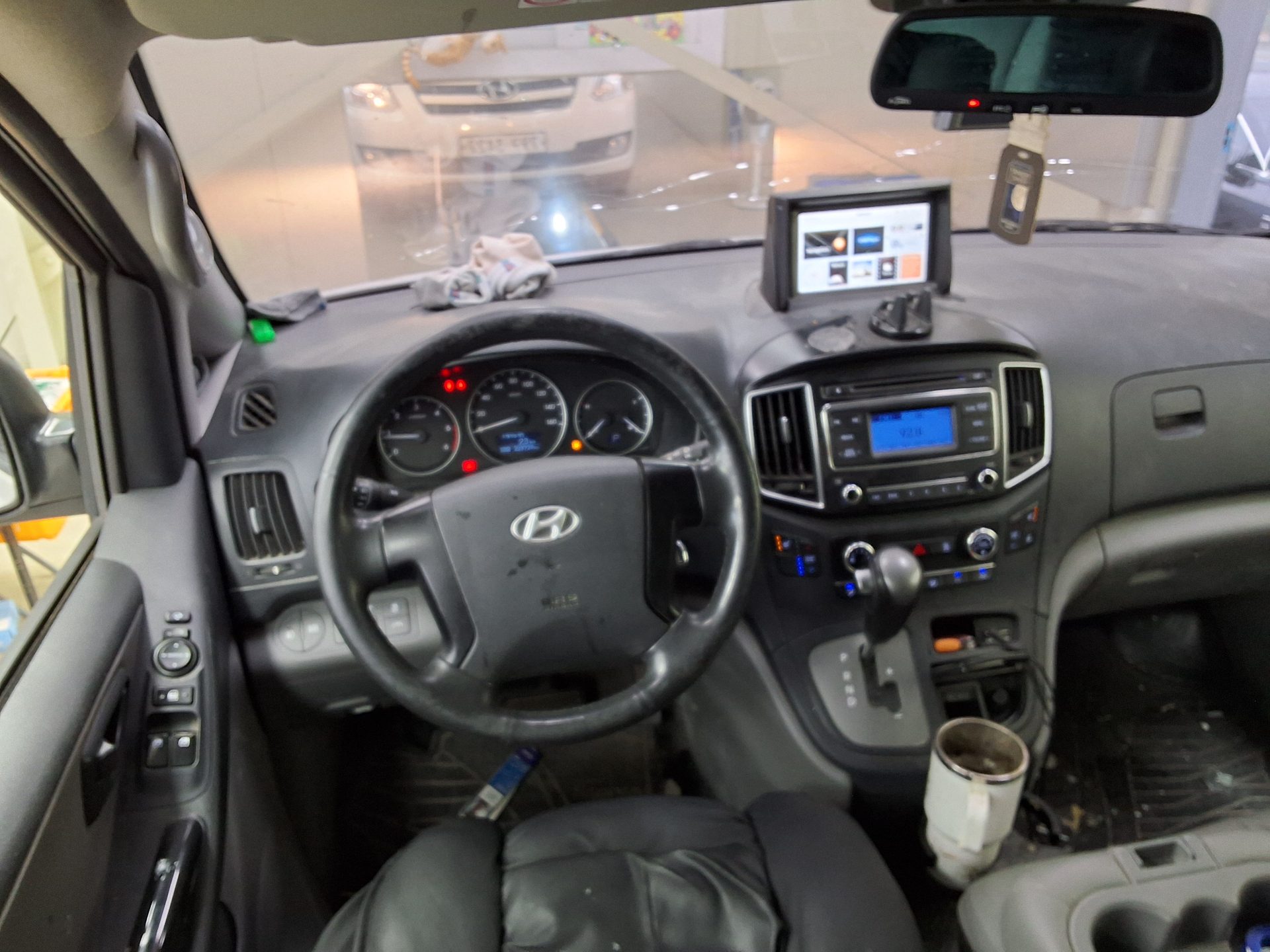2017 - hyundai grand starex