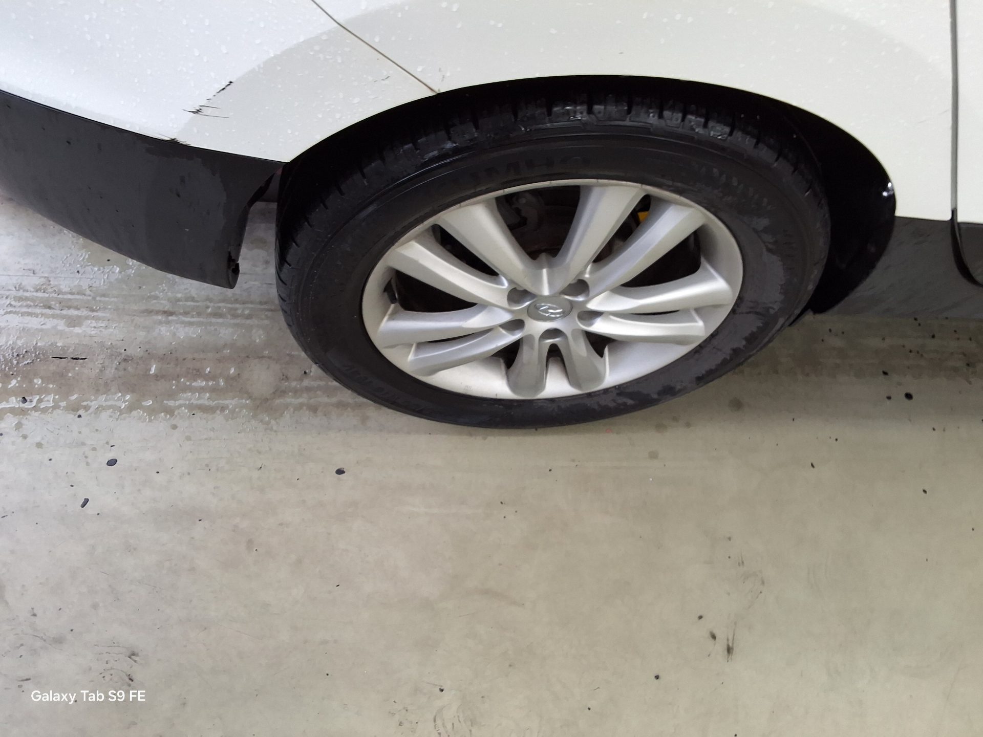 2012 - hyundai tucson