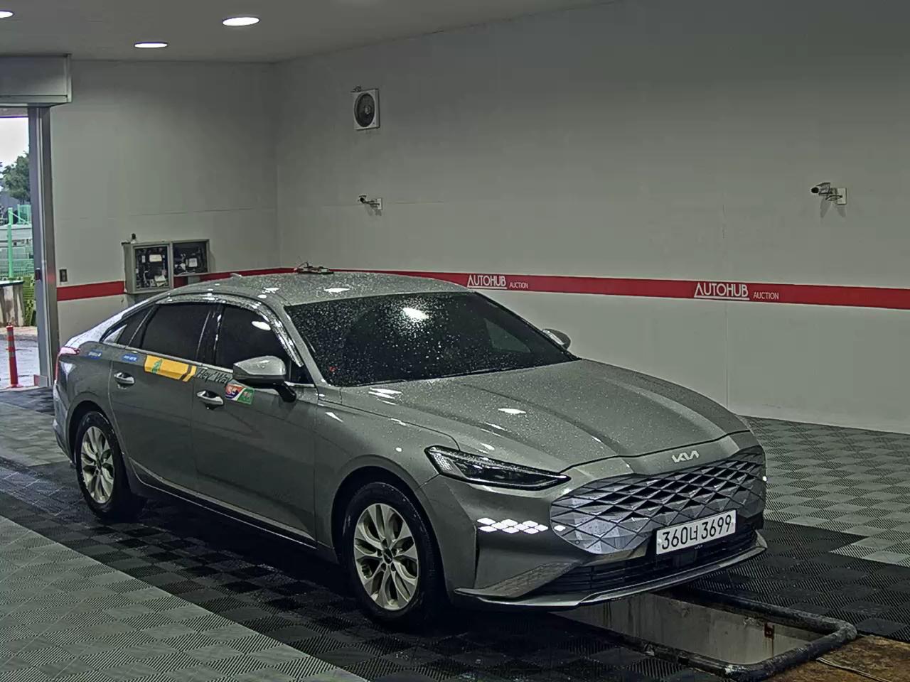 2023 - kia k8