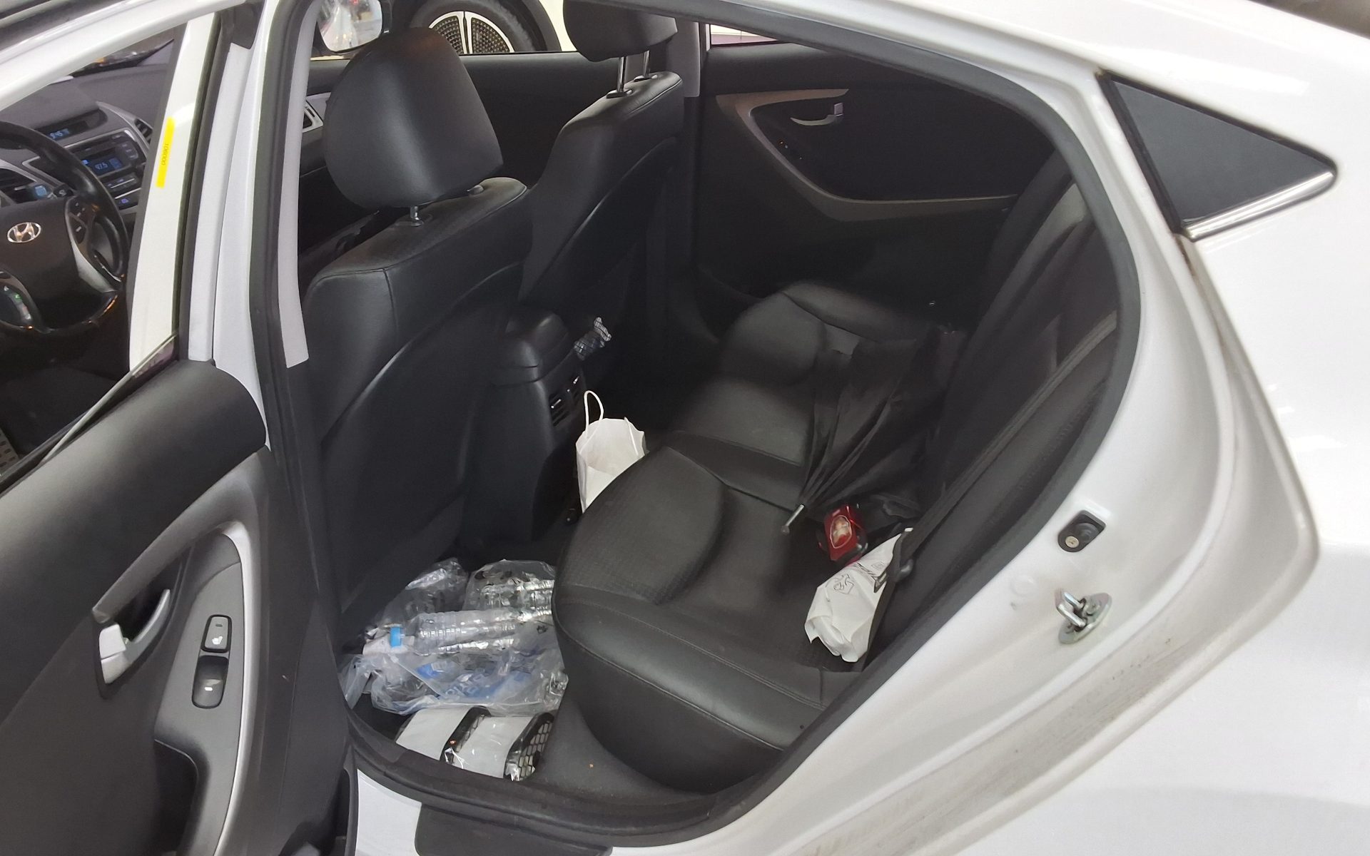 2014 - hyundai avante