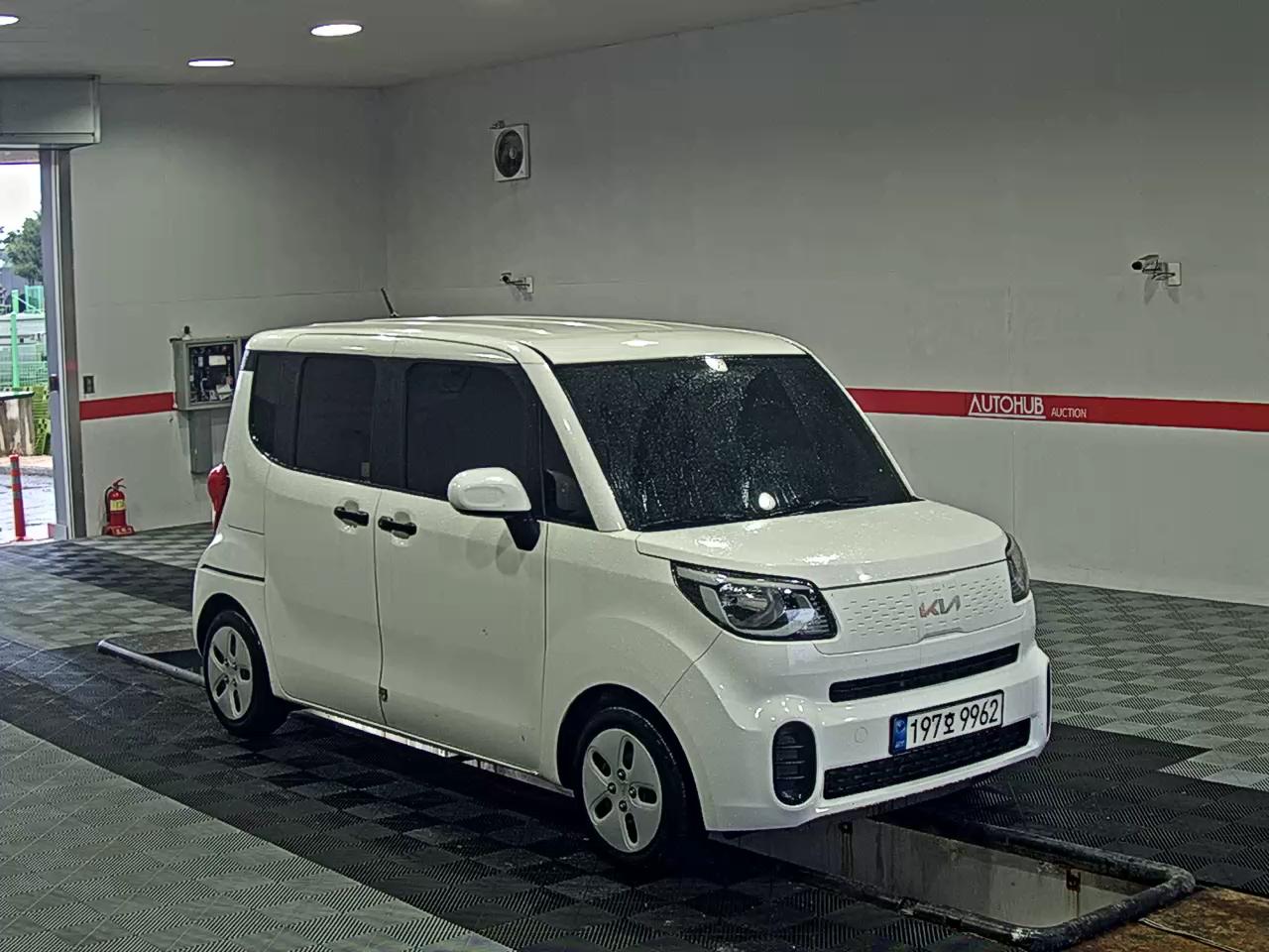 2022 - kia ray