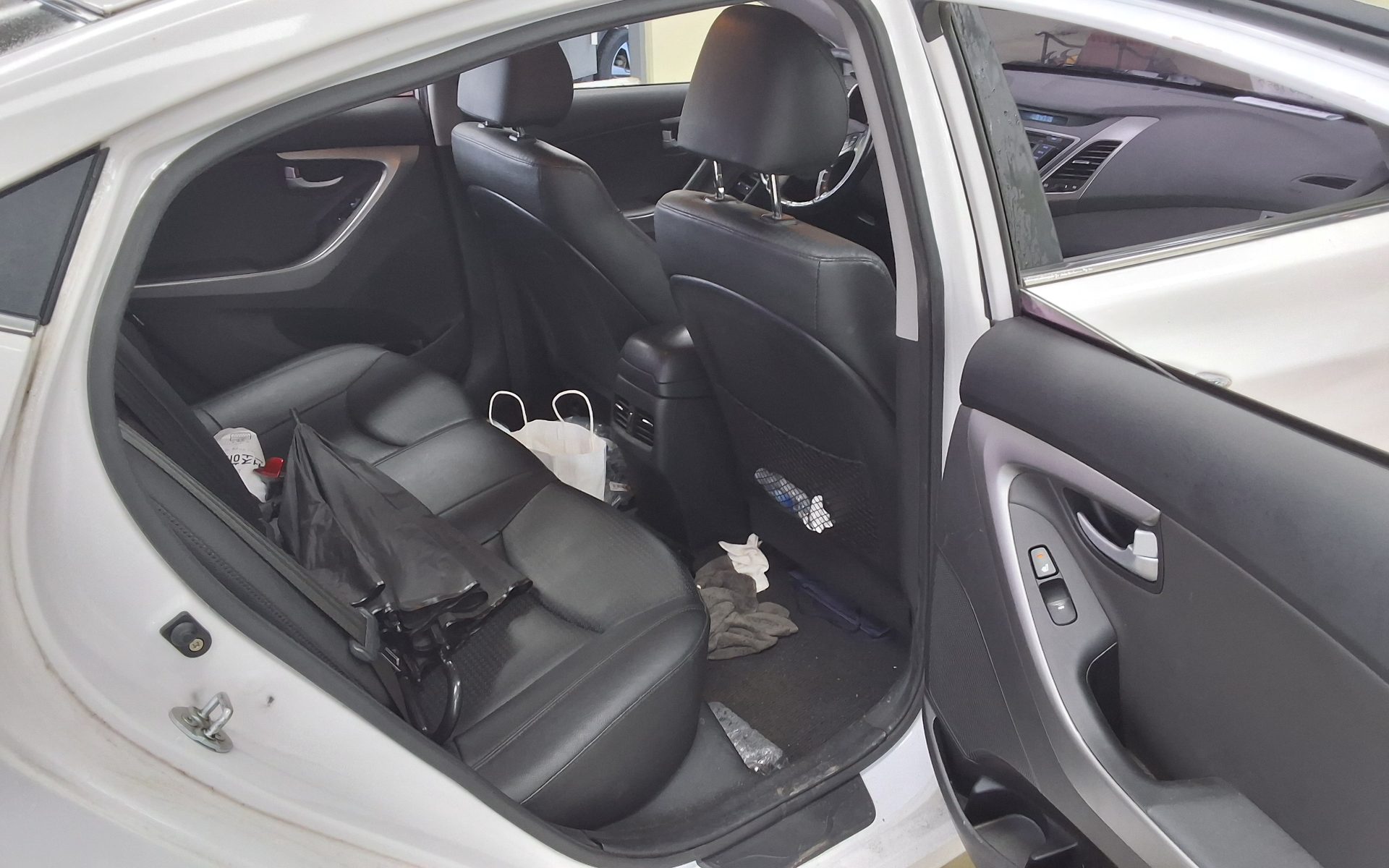 2014 - hyundai avante