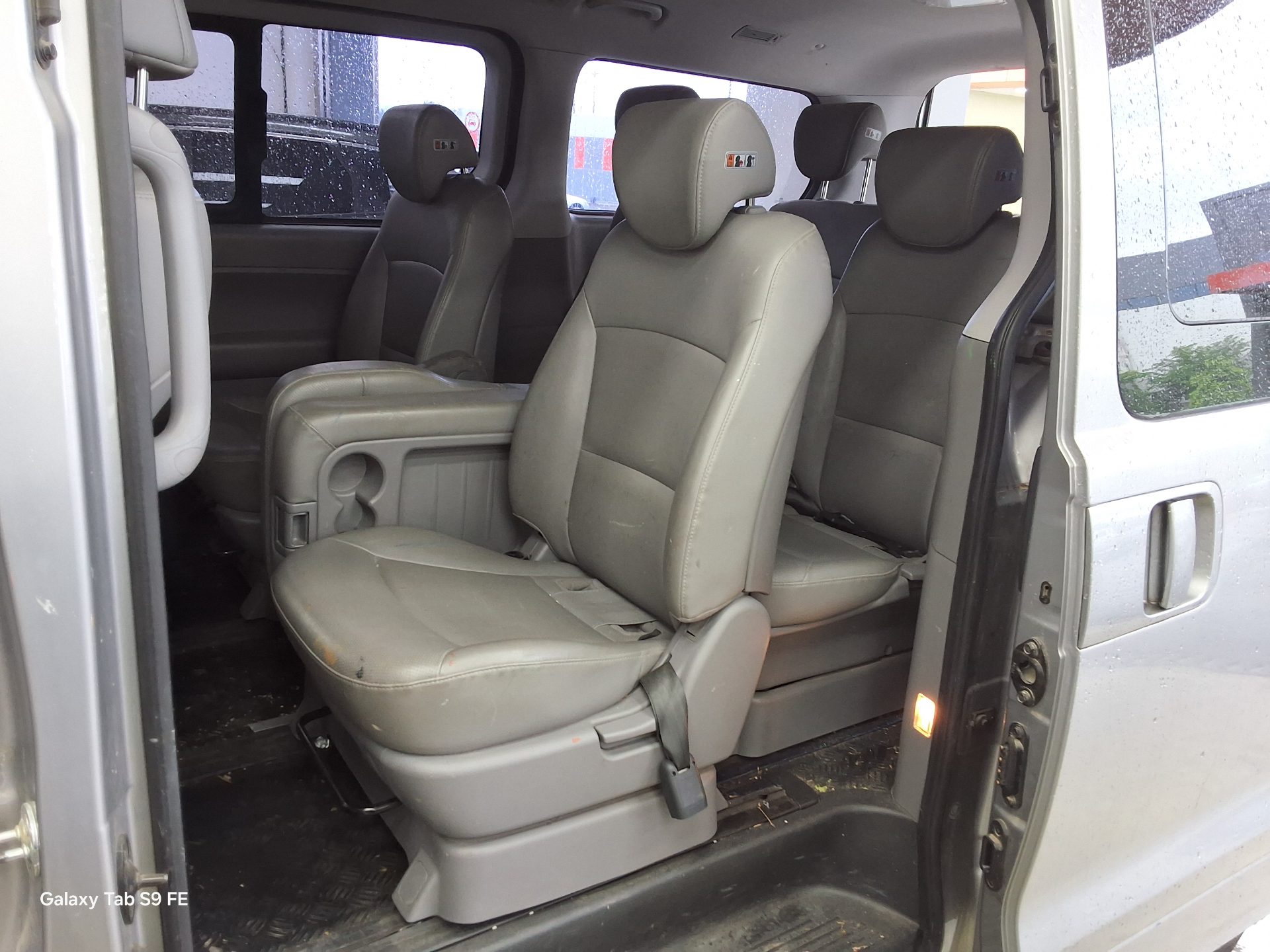 2017 - hyundai grand starex