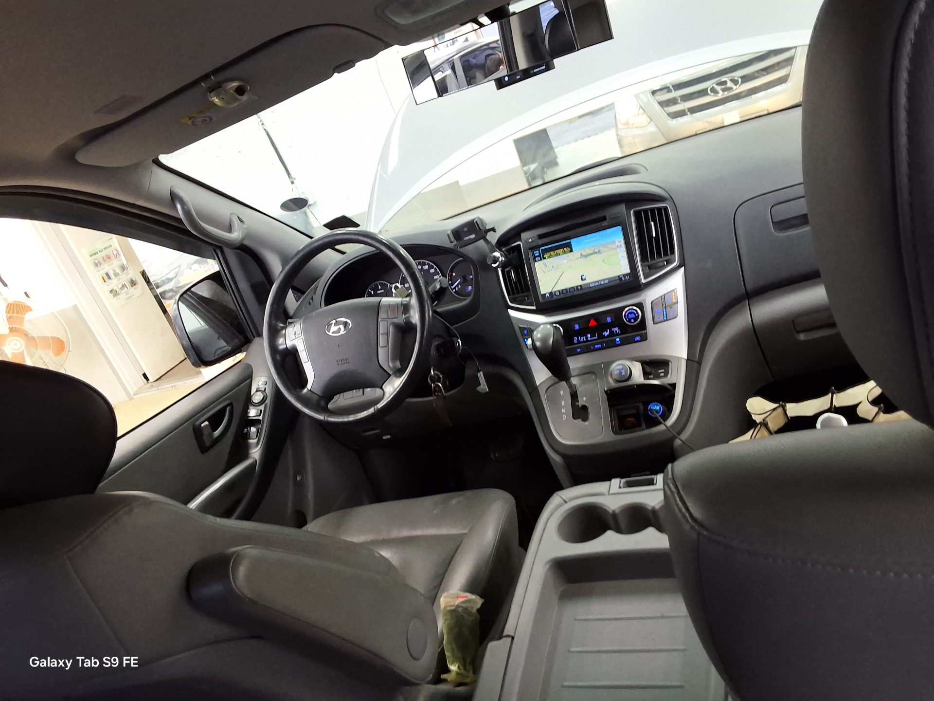 2017 - hyundai grand starex