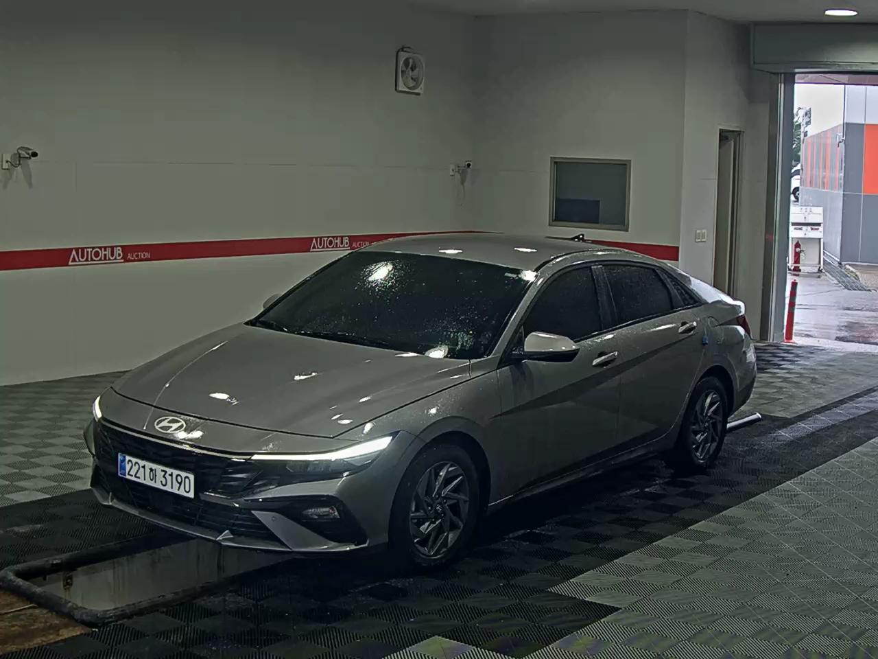 HYUNDAI AVANTE (CN7)