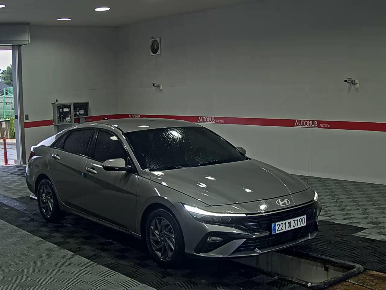 2024 - hyundai avante