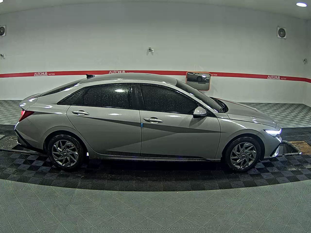 2024 - hyundai avante