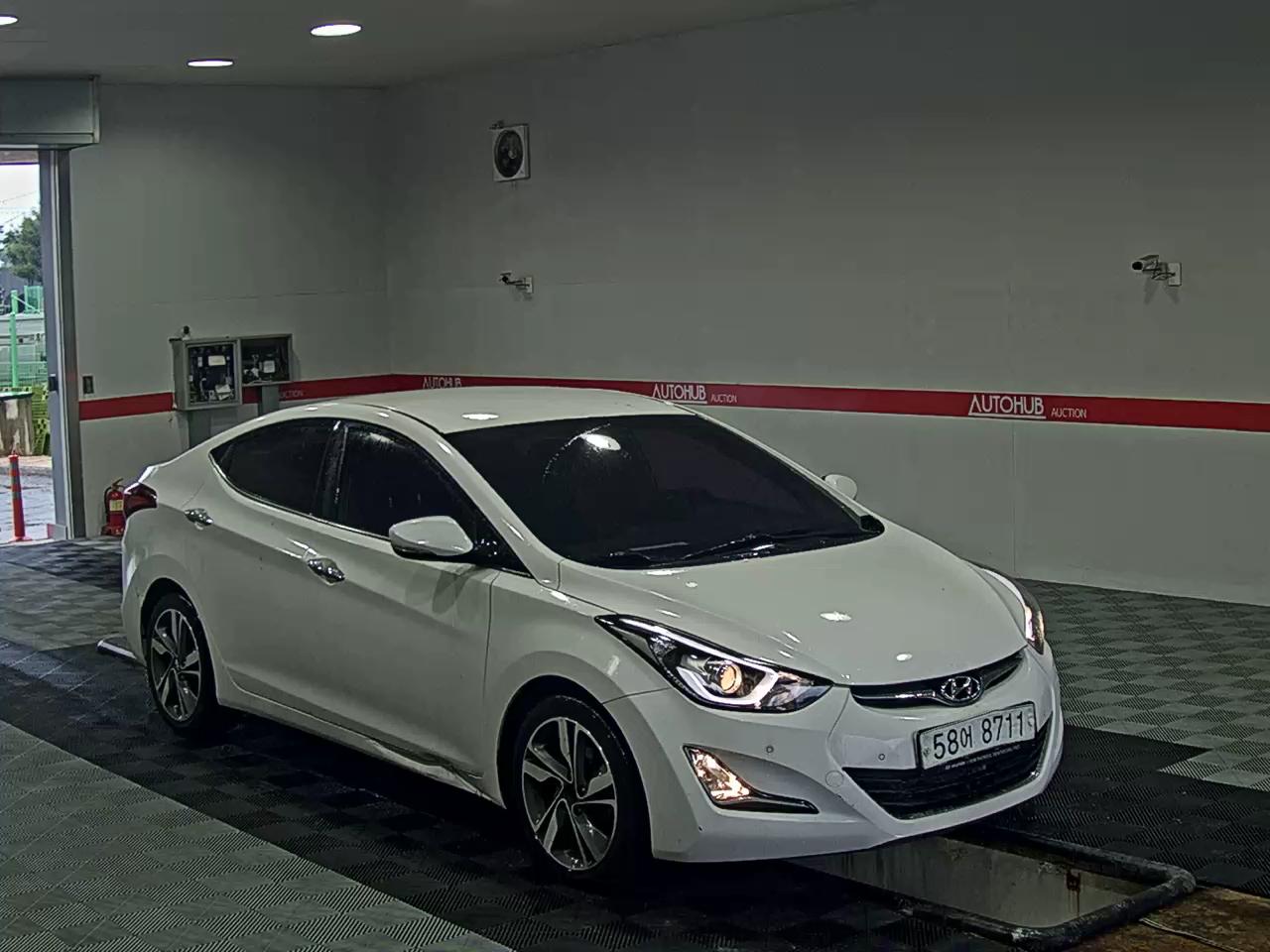 2014 - hyundai avante