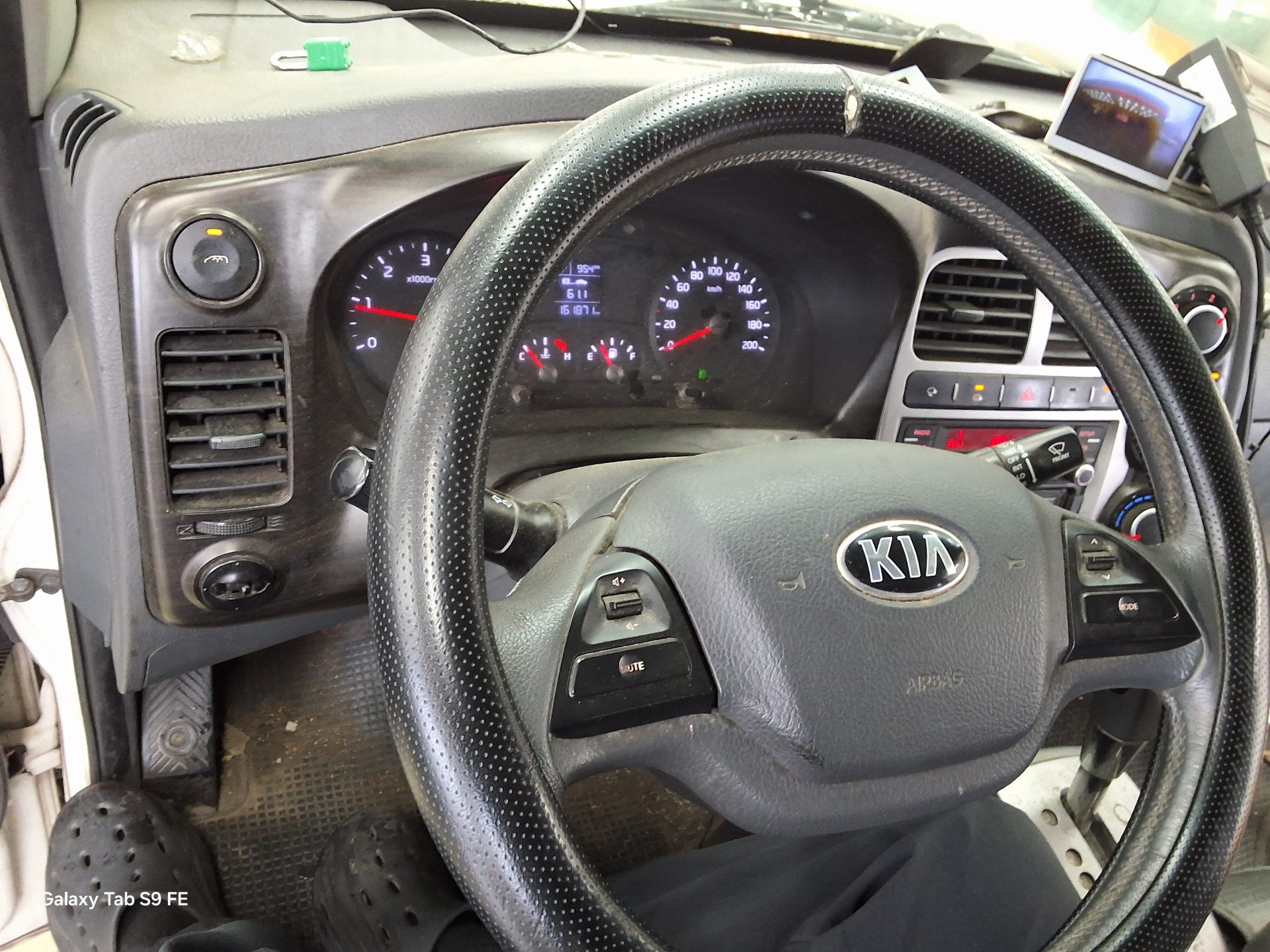 2017 - kia bongo