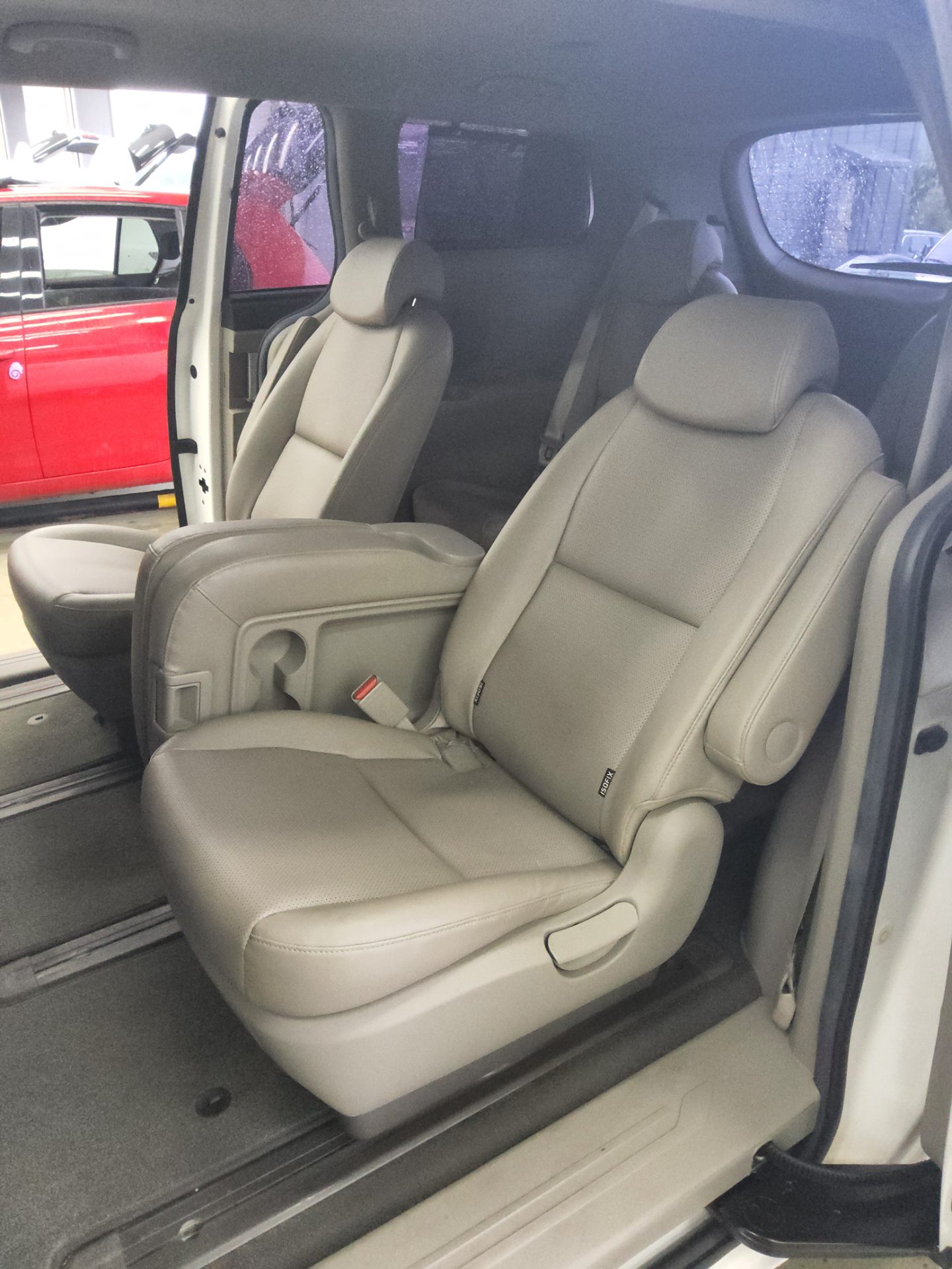 2019 - kia carnival