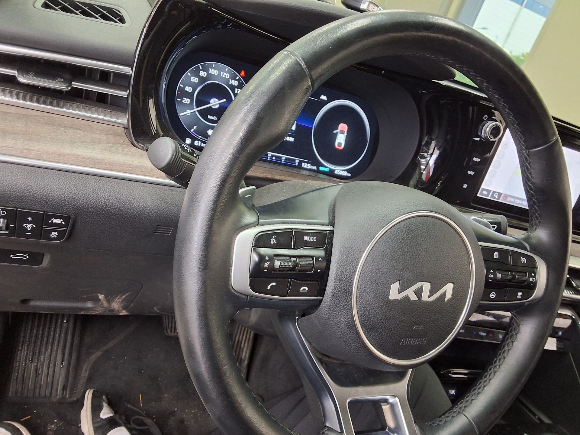 2022 - kia k5