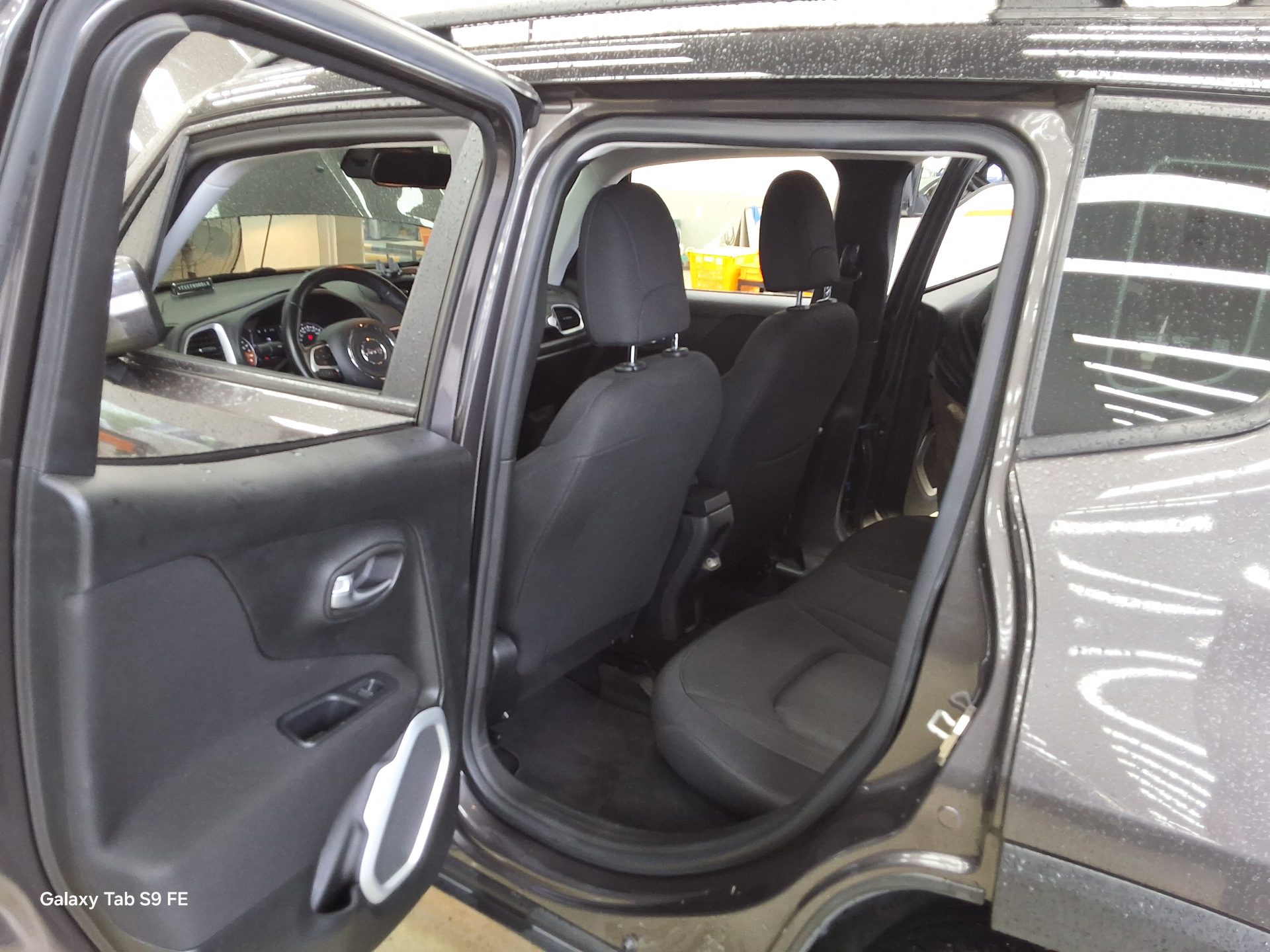 2018 - jeep renegade