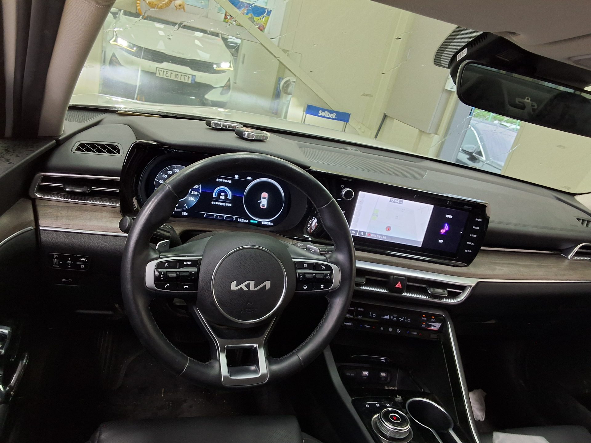 2022 - kia k5