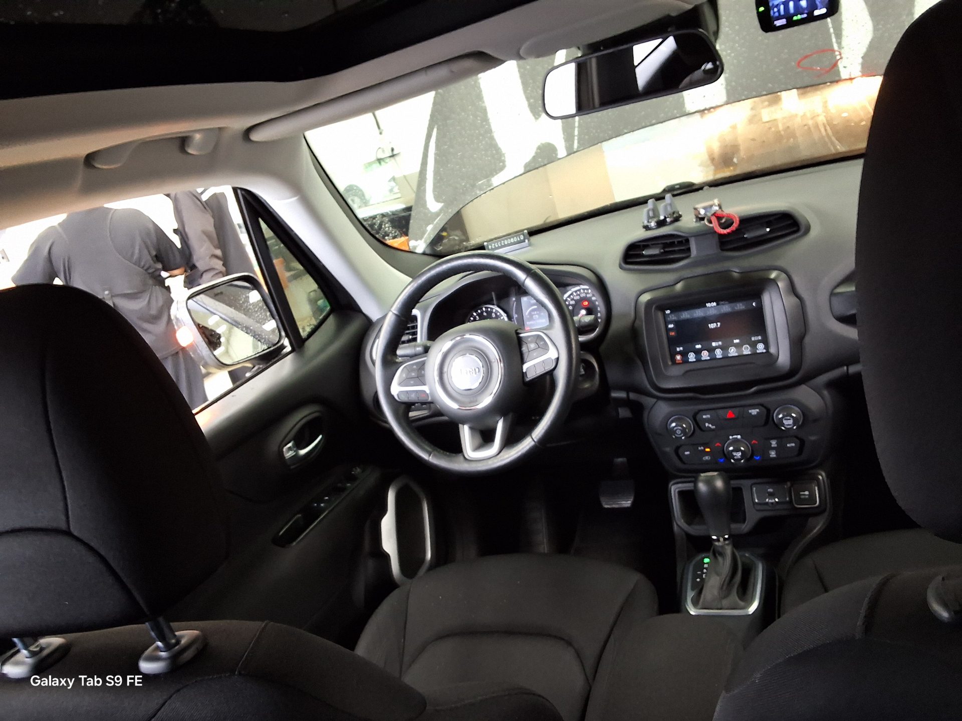 2018 - jeep renegade