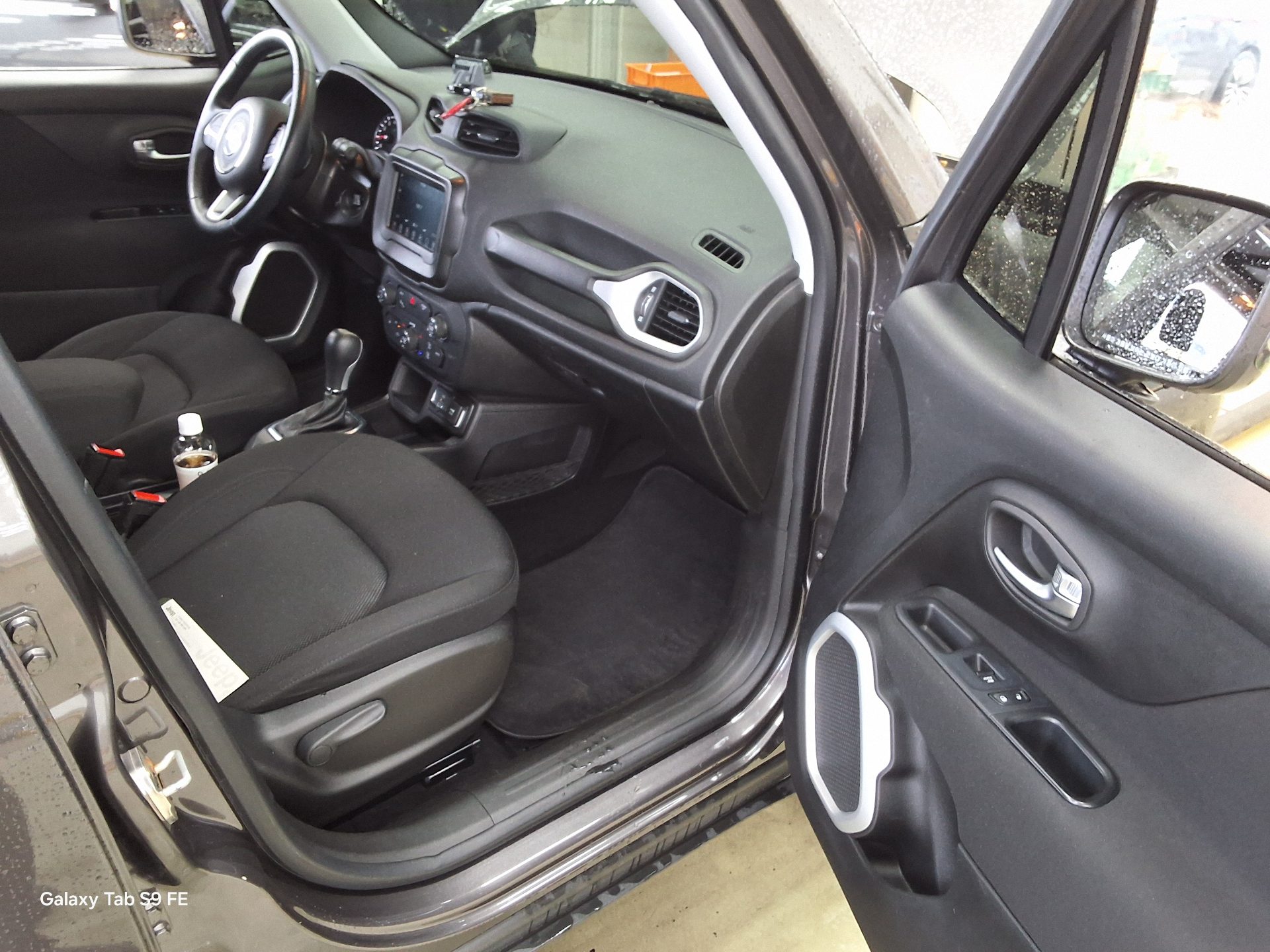 2018 - jeep renegade