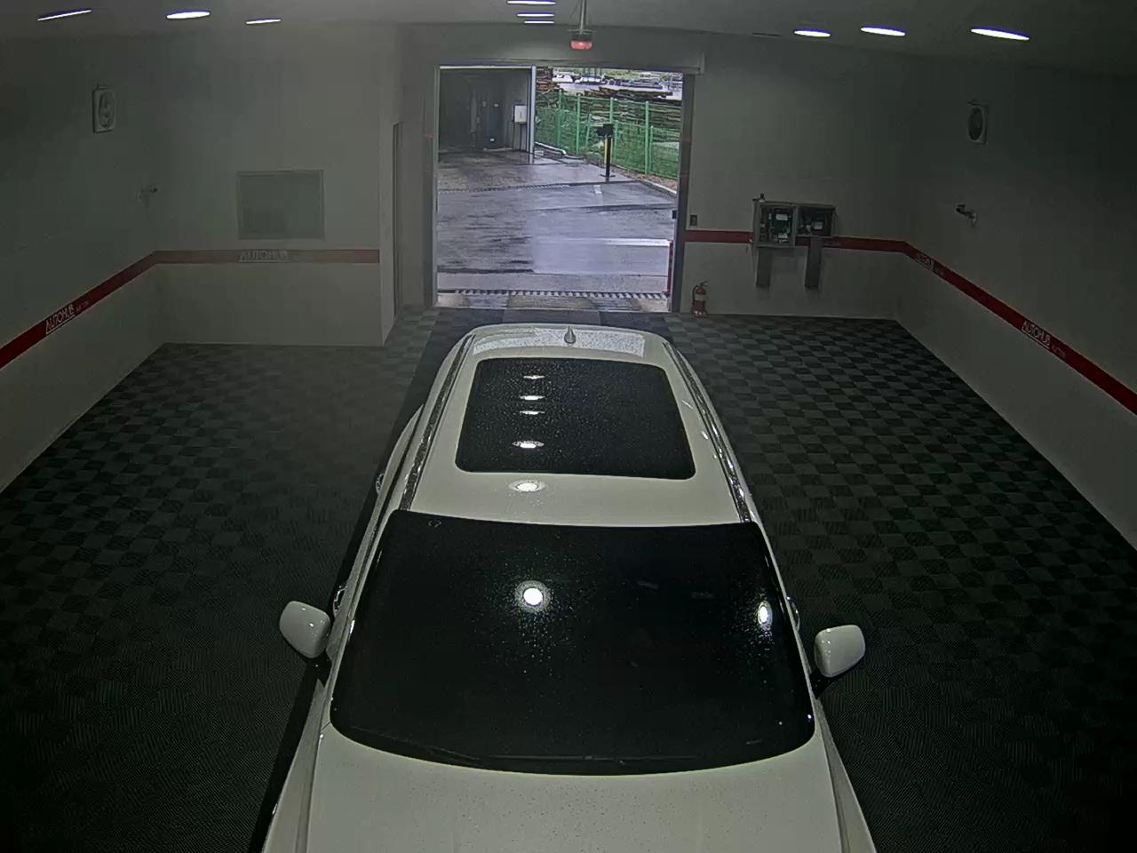 2021 - genesis gv80